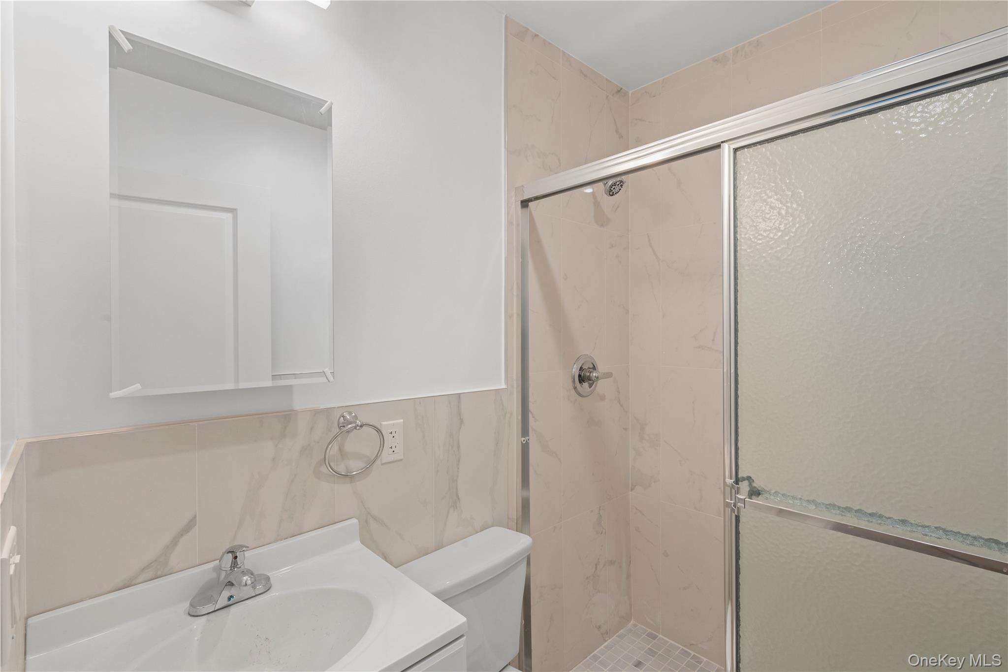 #3 photo, 213-41 38th Ave, クイーンズ区 Bayside , NY 11361