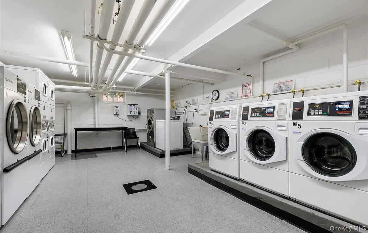 #11 photo, 121 N Broadway, White Plains , NY 10603