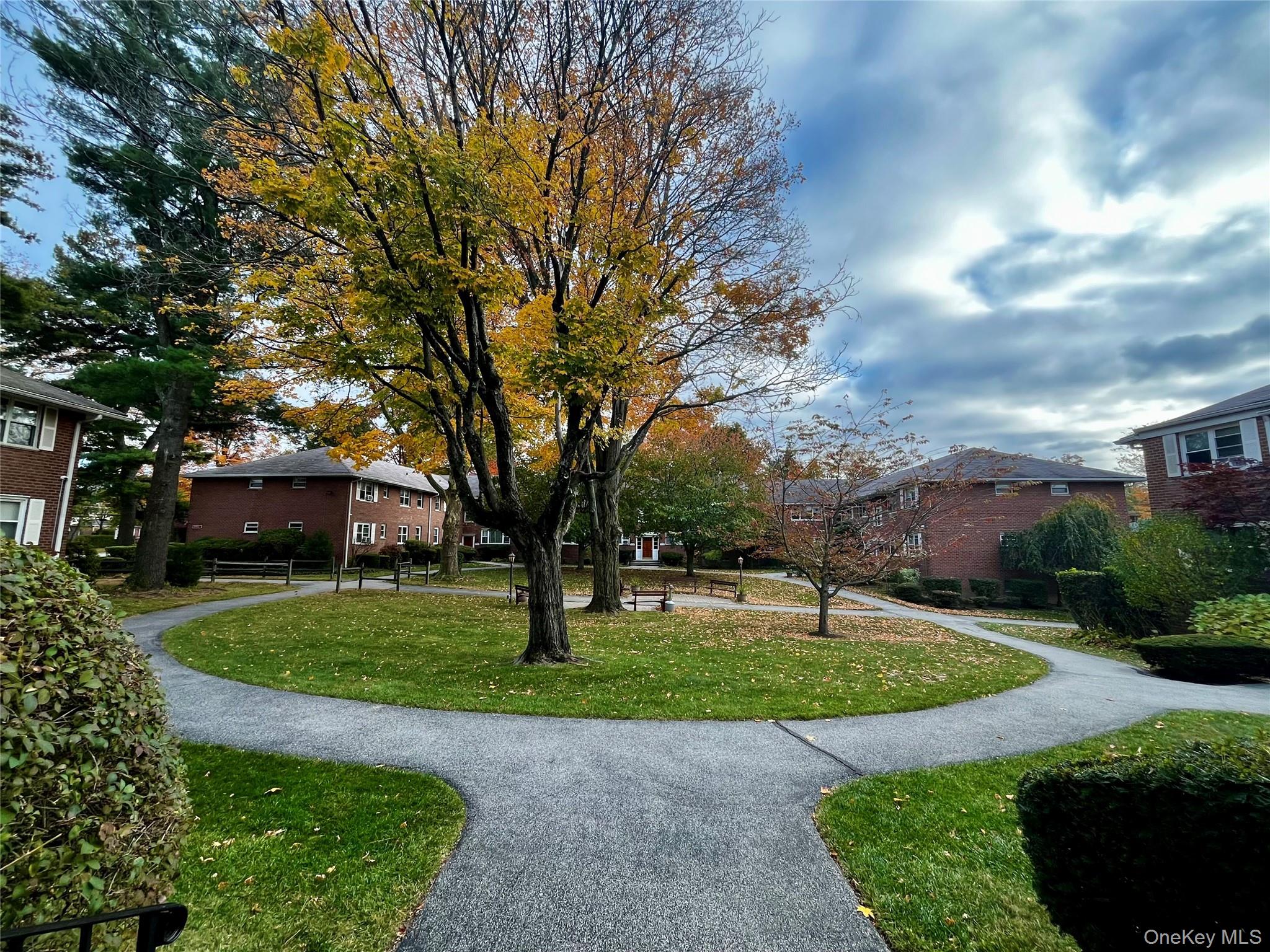 #13 photo, 121 N Broadway, White Plains , NY 10603