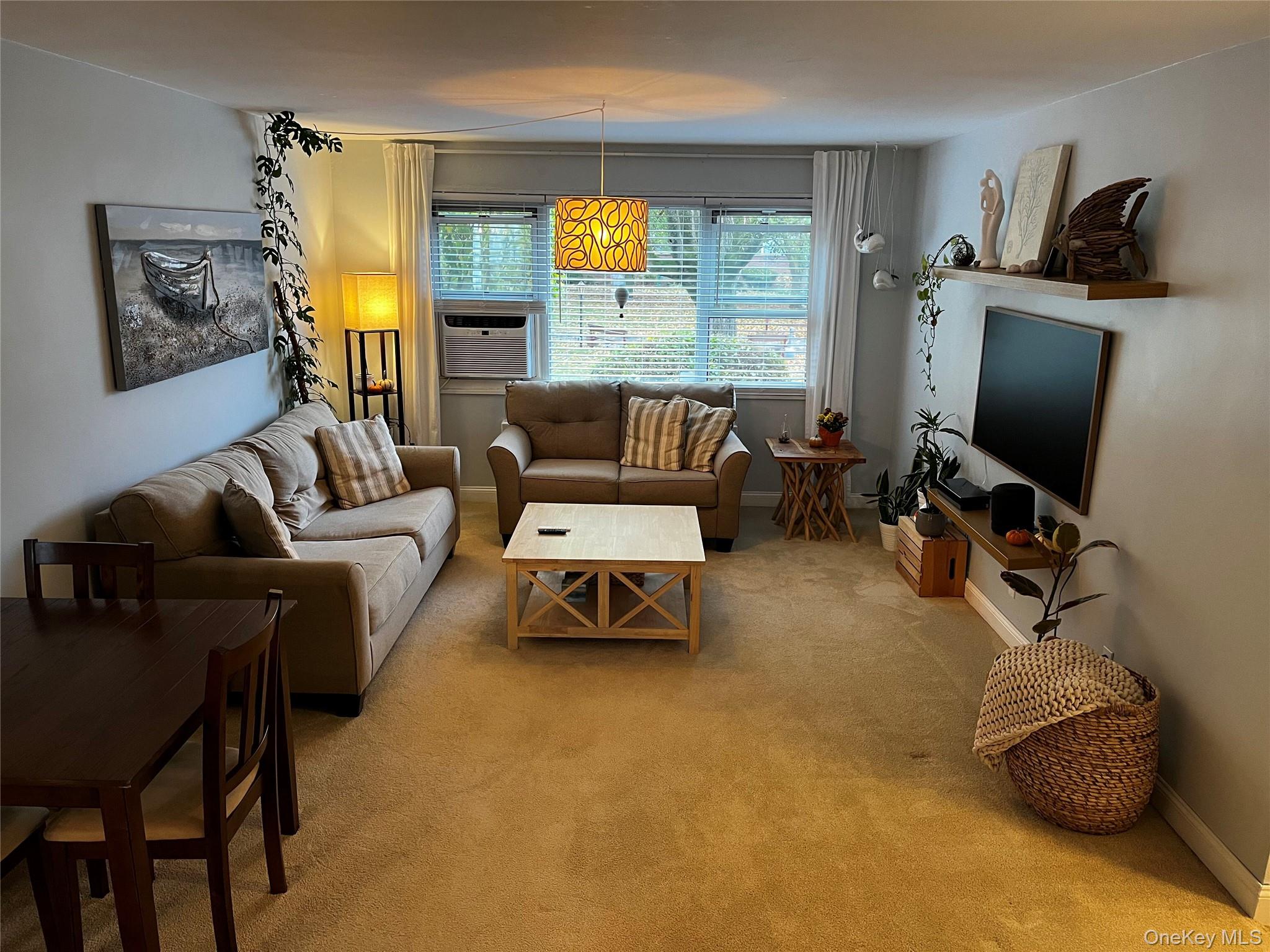 #3 photo, 121 N Broadway, White Plains , NY 10603