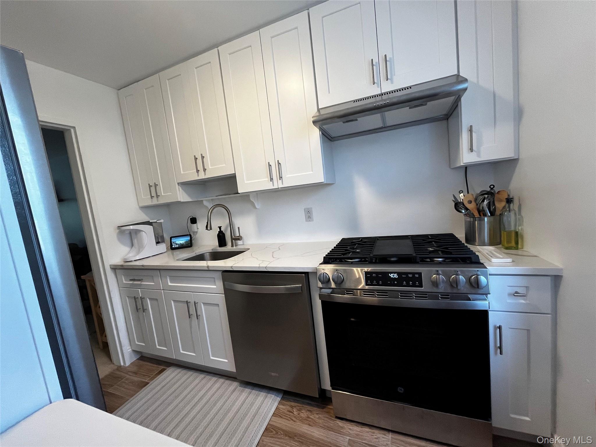 #5 photo, 121 N Broadway, White Plains , NY 10603