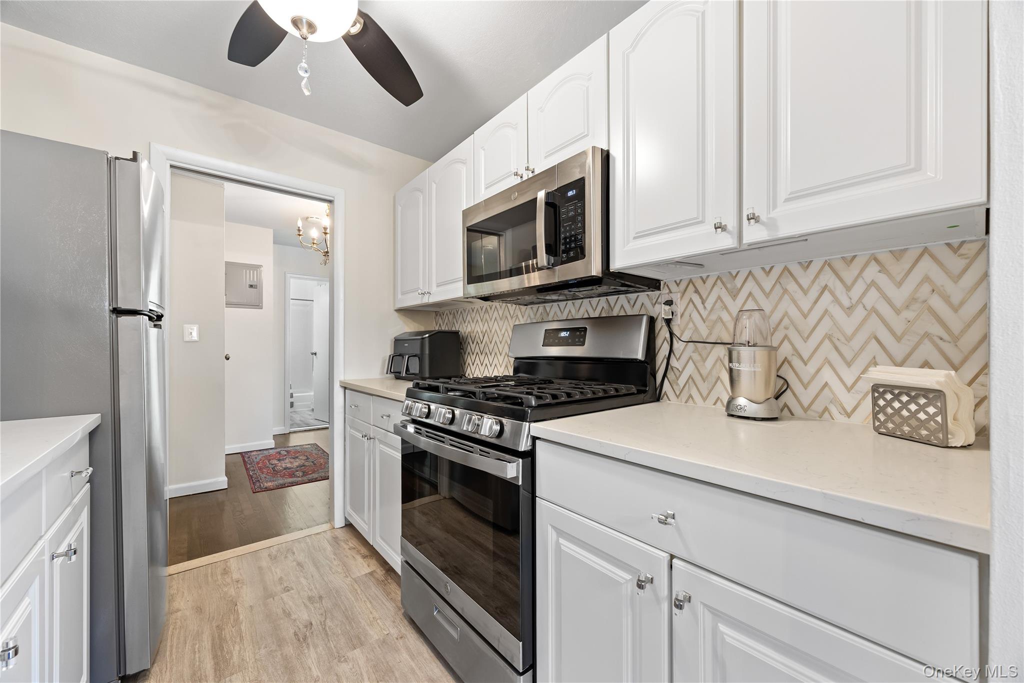 #11 photo, 667 Pelham Rd. Road, New Rochelle , NY 10805