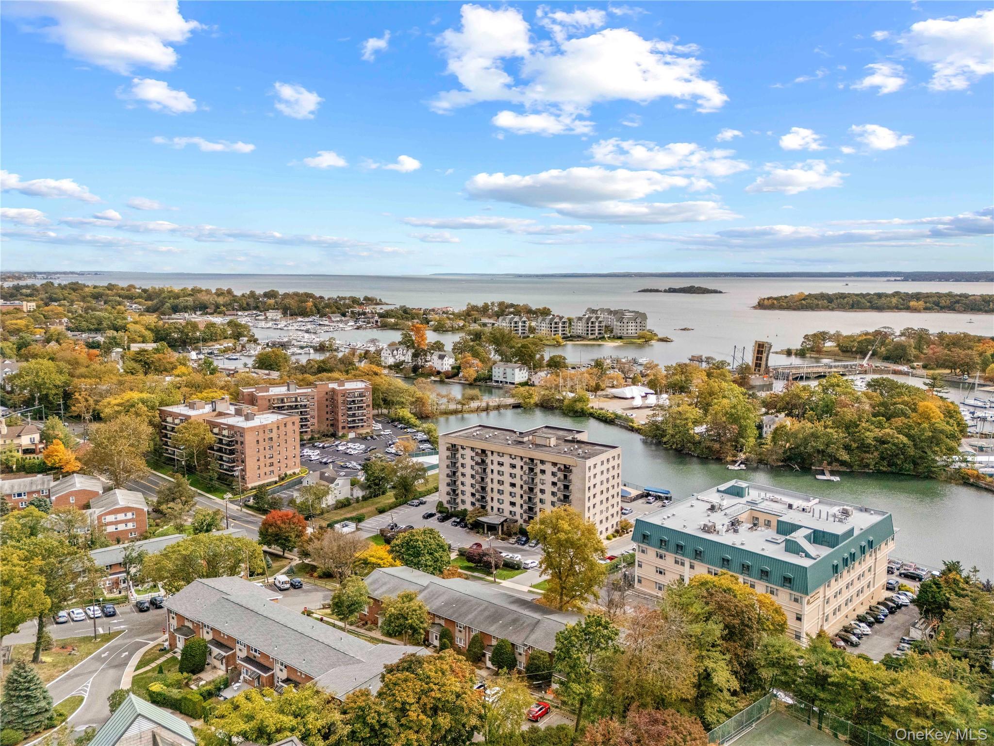 #20 photo, 667 Pelham Rd. Road, New Rochelle , NY 10805