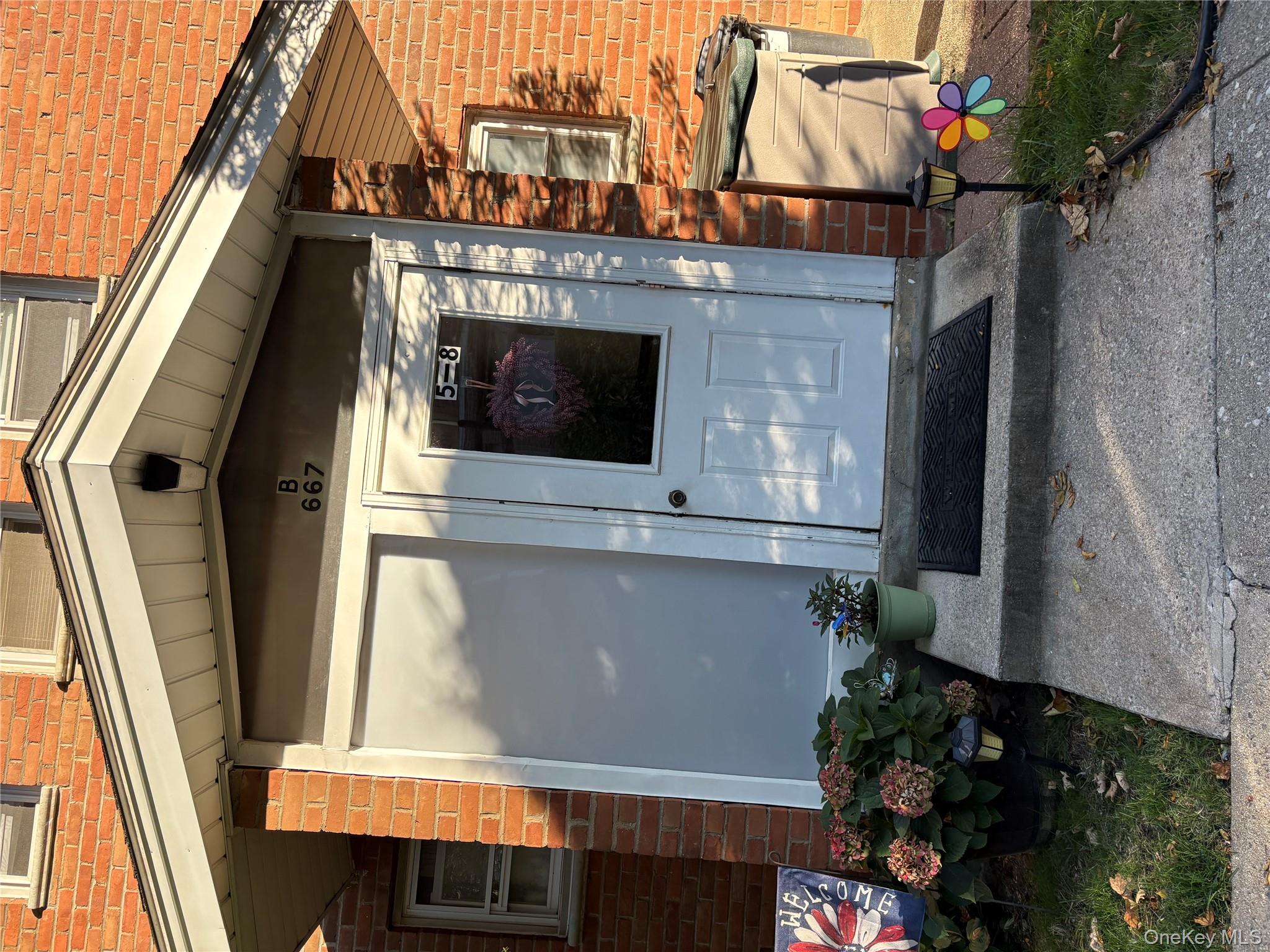 #3 photo, 667 Pelham Rd. Road, New Rochelle , NY 10805