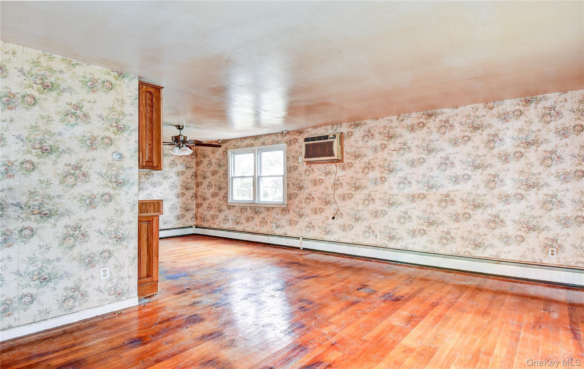 #5 photo, 4 Parade Place, New Windsor , NY 12553