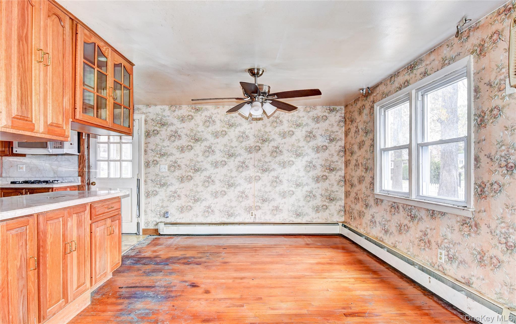 #7 photo, 4 Parade Place, New Windsor , NY 12553