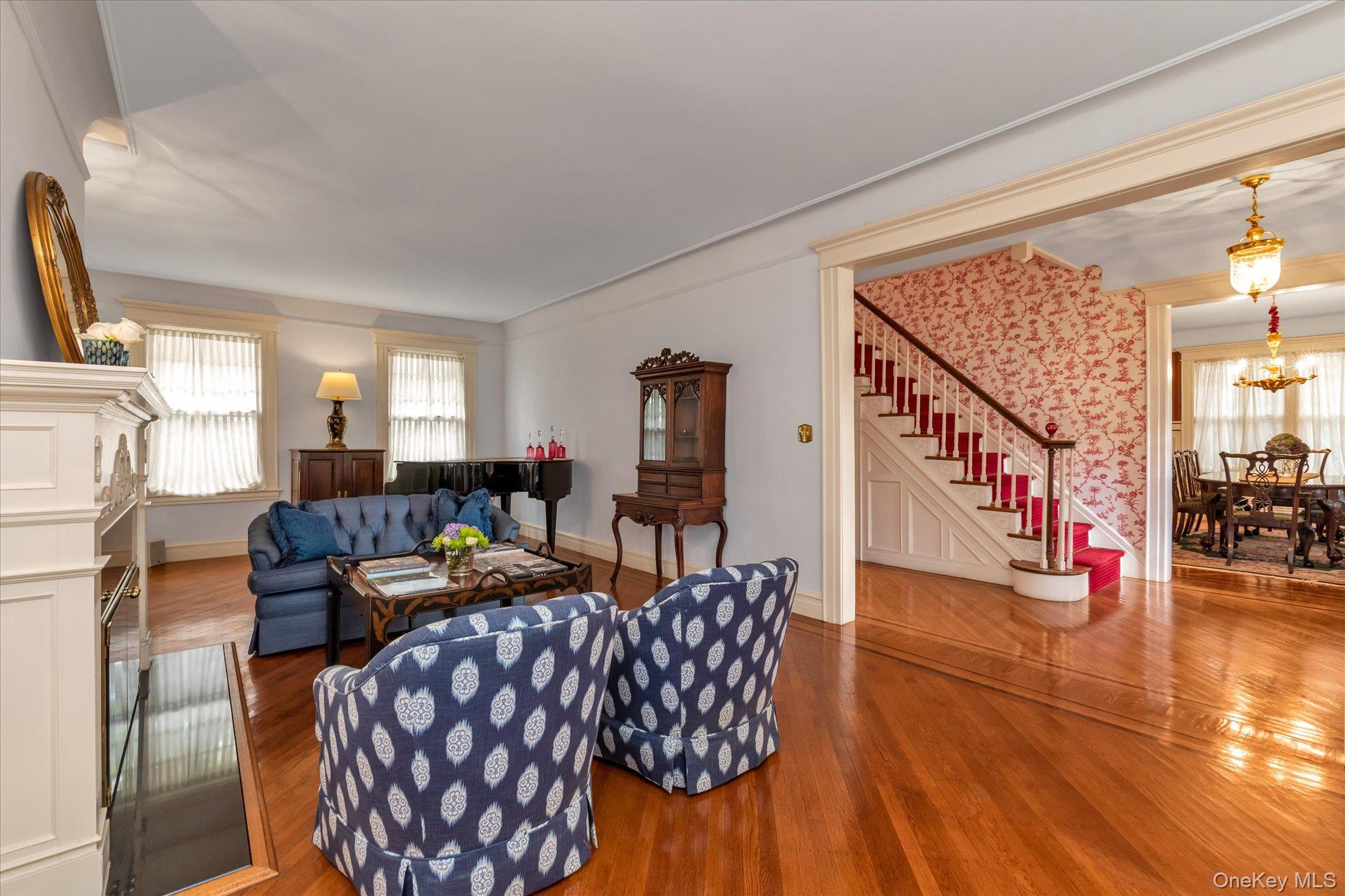 #3 photo, 125 Stratford Avenue, Garden City , NY 11530