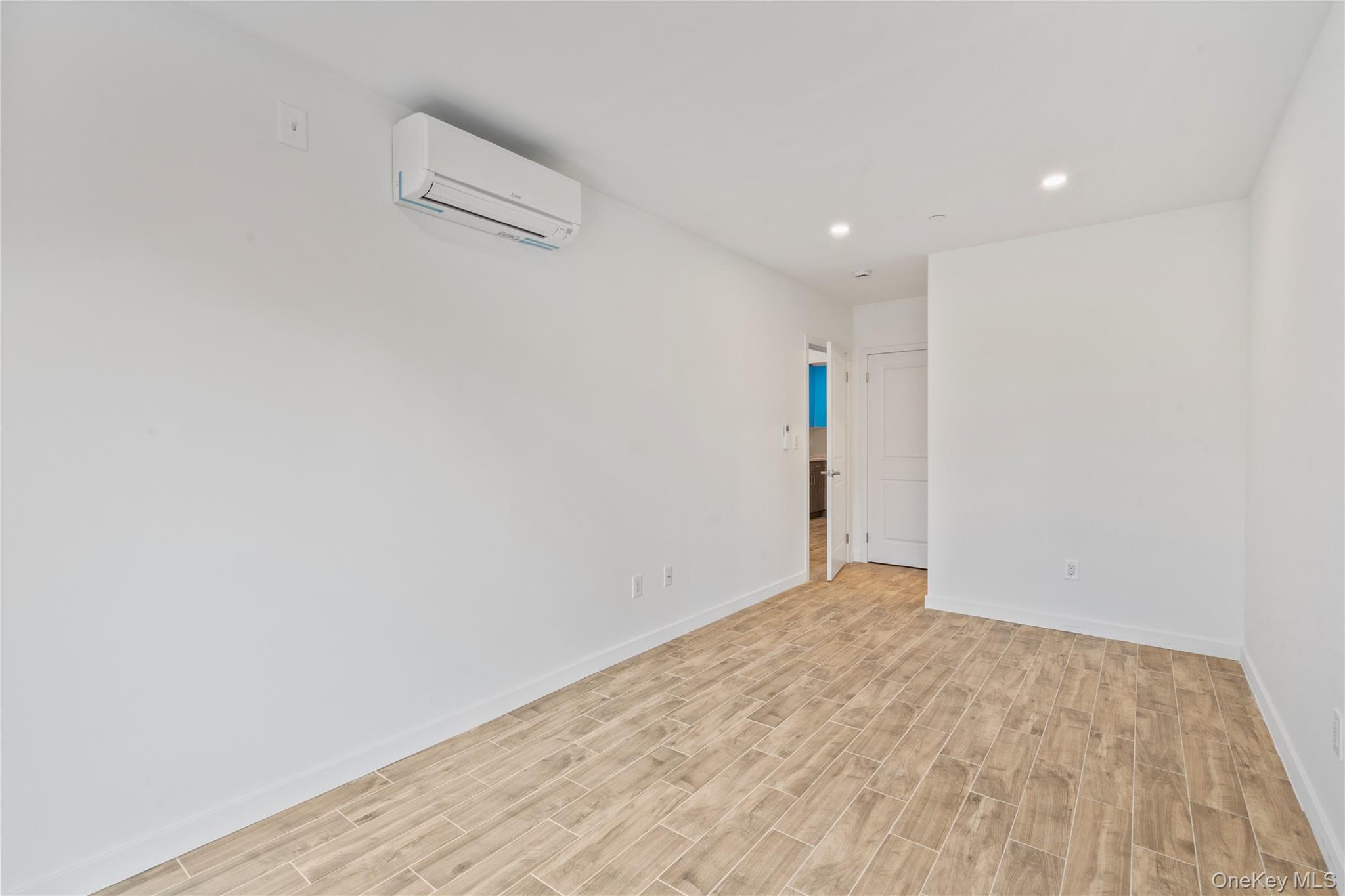 #9 photo, 213-41 38th Ave, クイーンズ区 Bayside , NY 11361