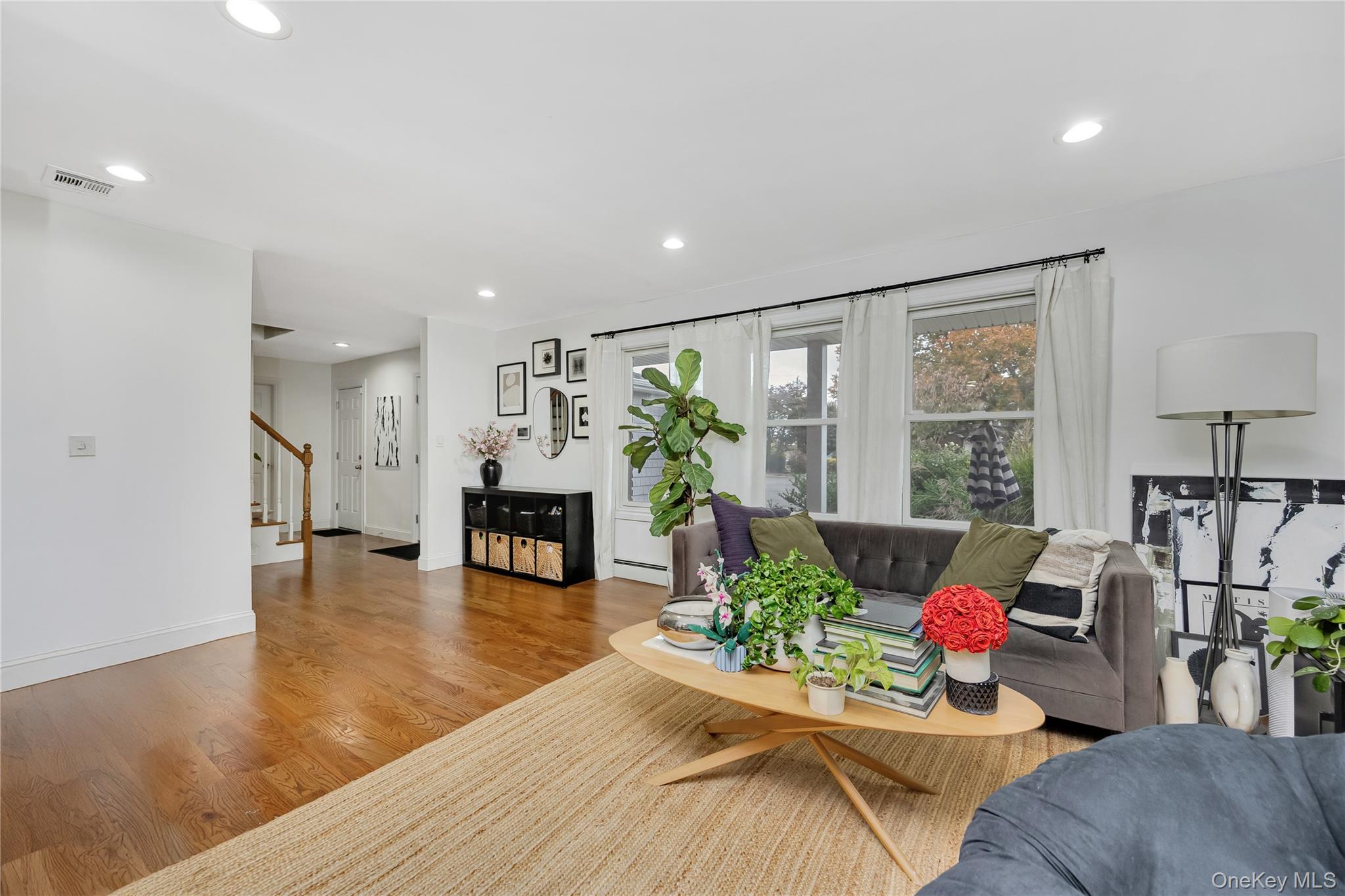 #5 photo, 3256 Park Avenue, Wantagh , NY 11793