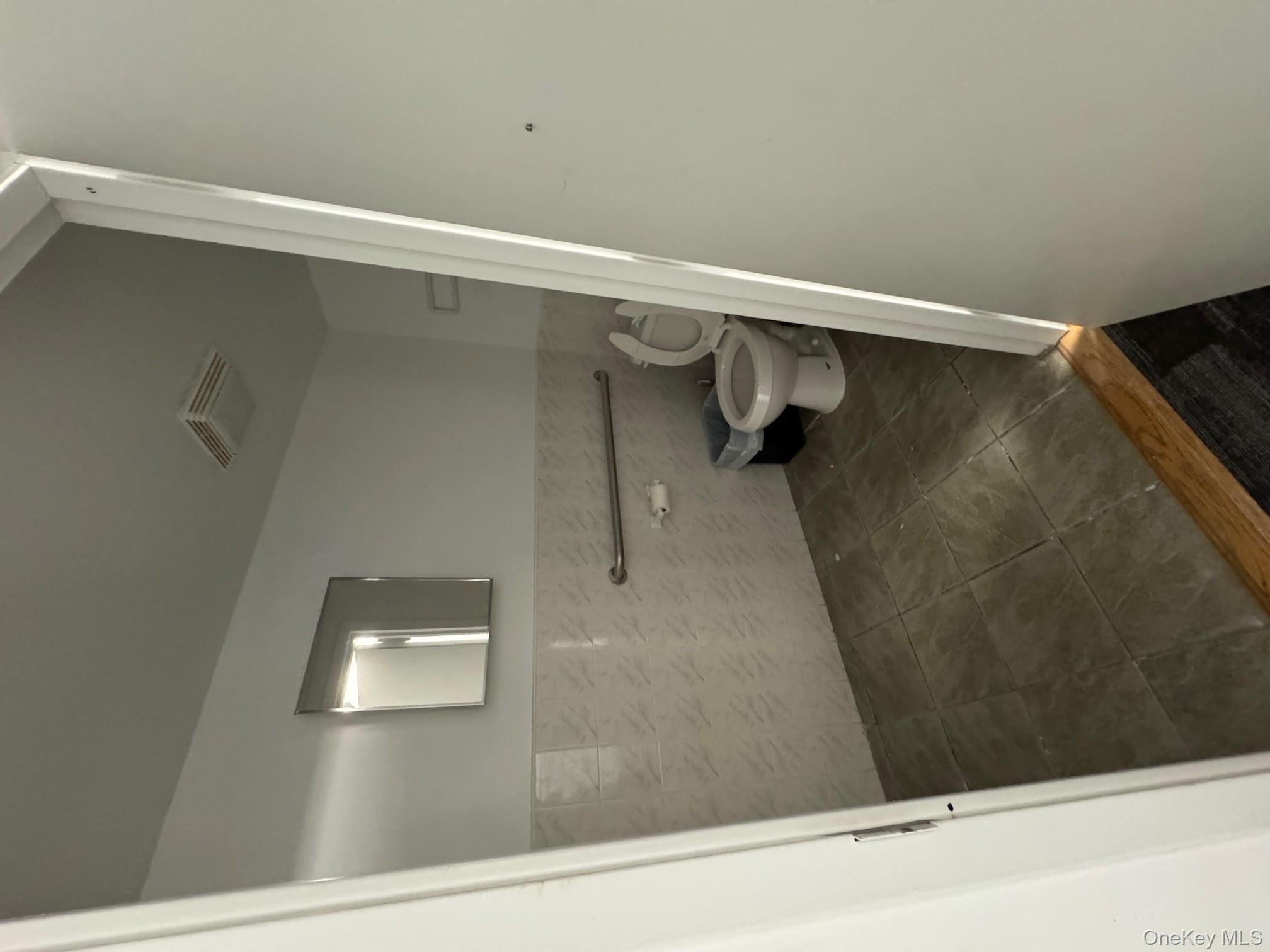 #9 photo, 2518 Francis Lewis Boulevard, クイーンズ区 Flushing , NY 11358