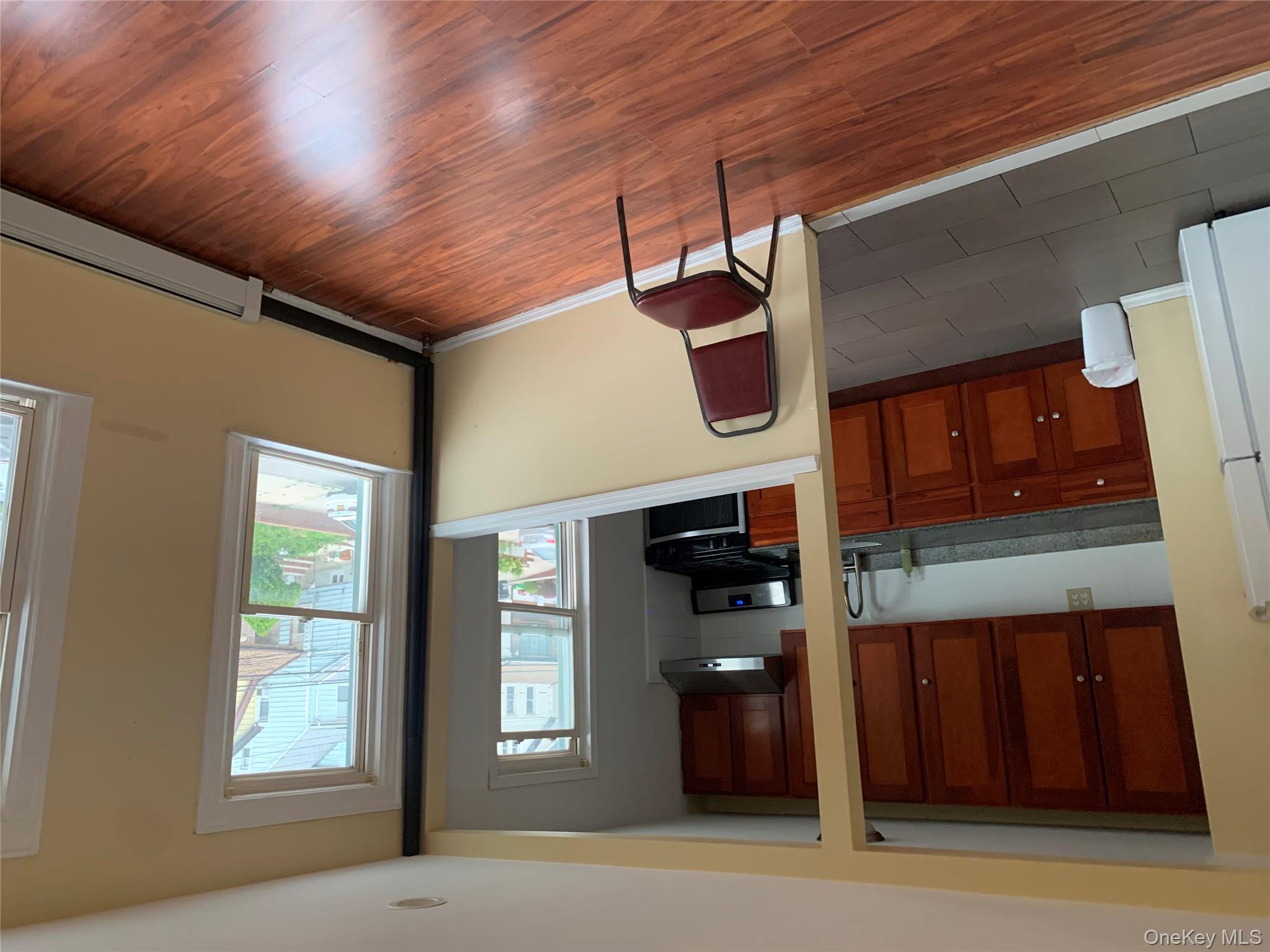 #4 photo, 206th 4860 206th Oakland Garden, クイーンズ区 Oakland Gardens , NY 11364