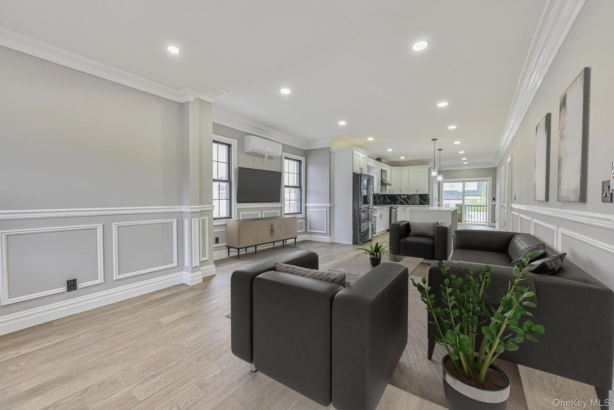 #11 photo, 108 Bismark Avenue, Valley Stream , NY 11581