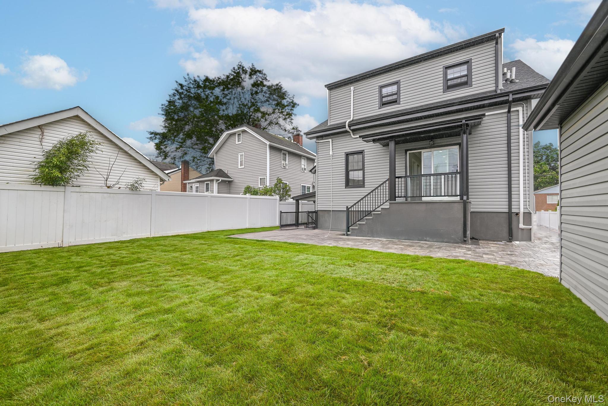 #2 photo, 108 Bismark Avenue, Valley Stream , NY 11581