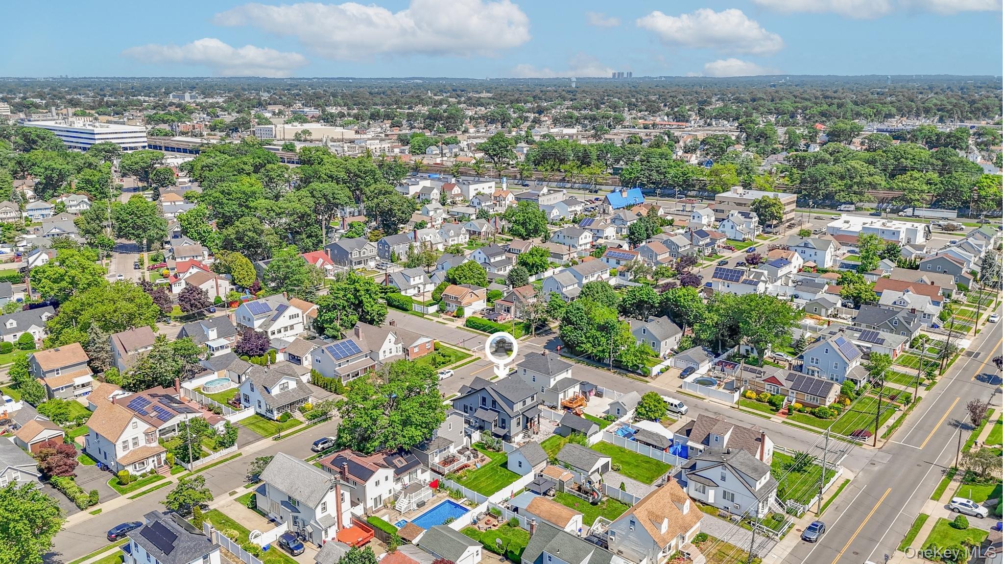 #9 photo, 108 Bismark Avenue, Valley Stream , NY 11581