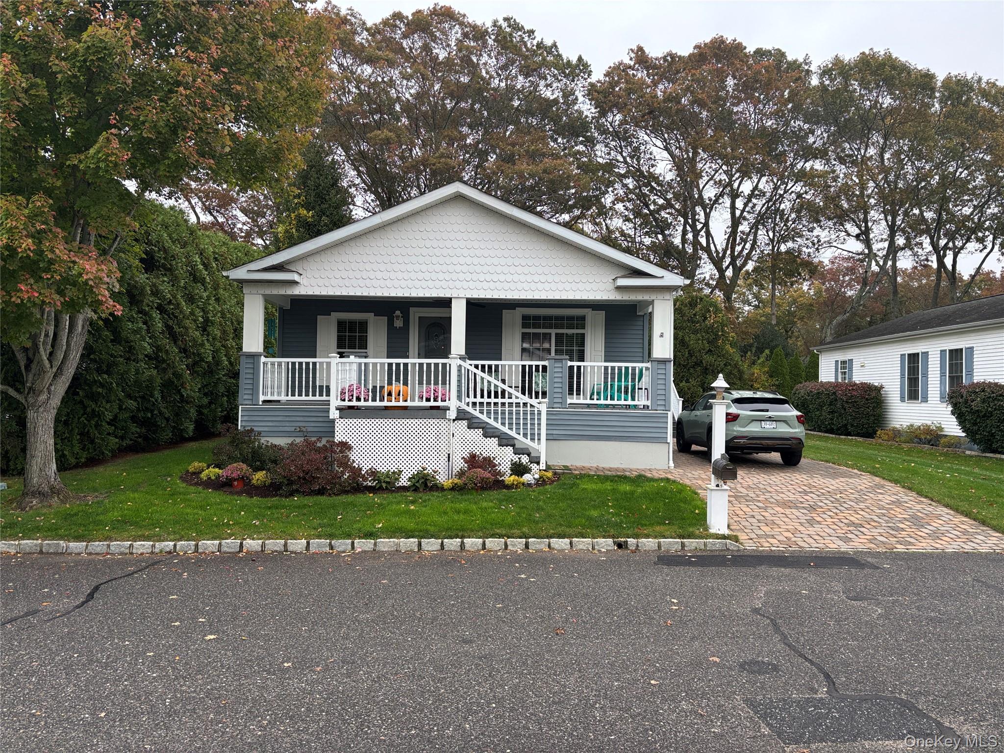 #1 photo, 1661 Old Country Road, サフォーク郡 Riverhead , NY 11901