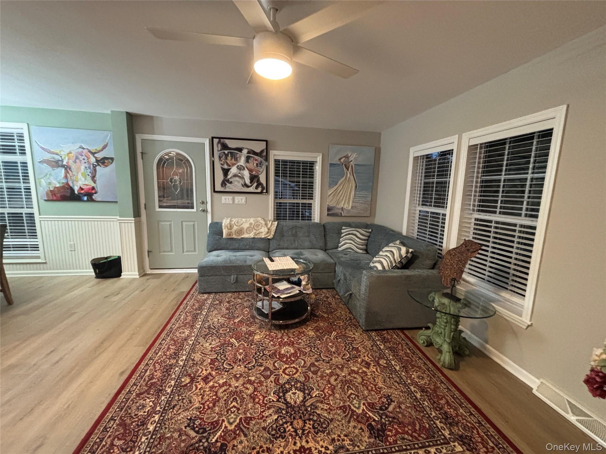 #12 photo, 1661 Old Country Road, サフォーク郡 Riverhead , NY 11901