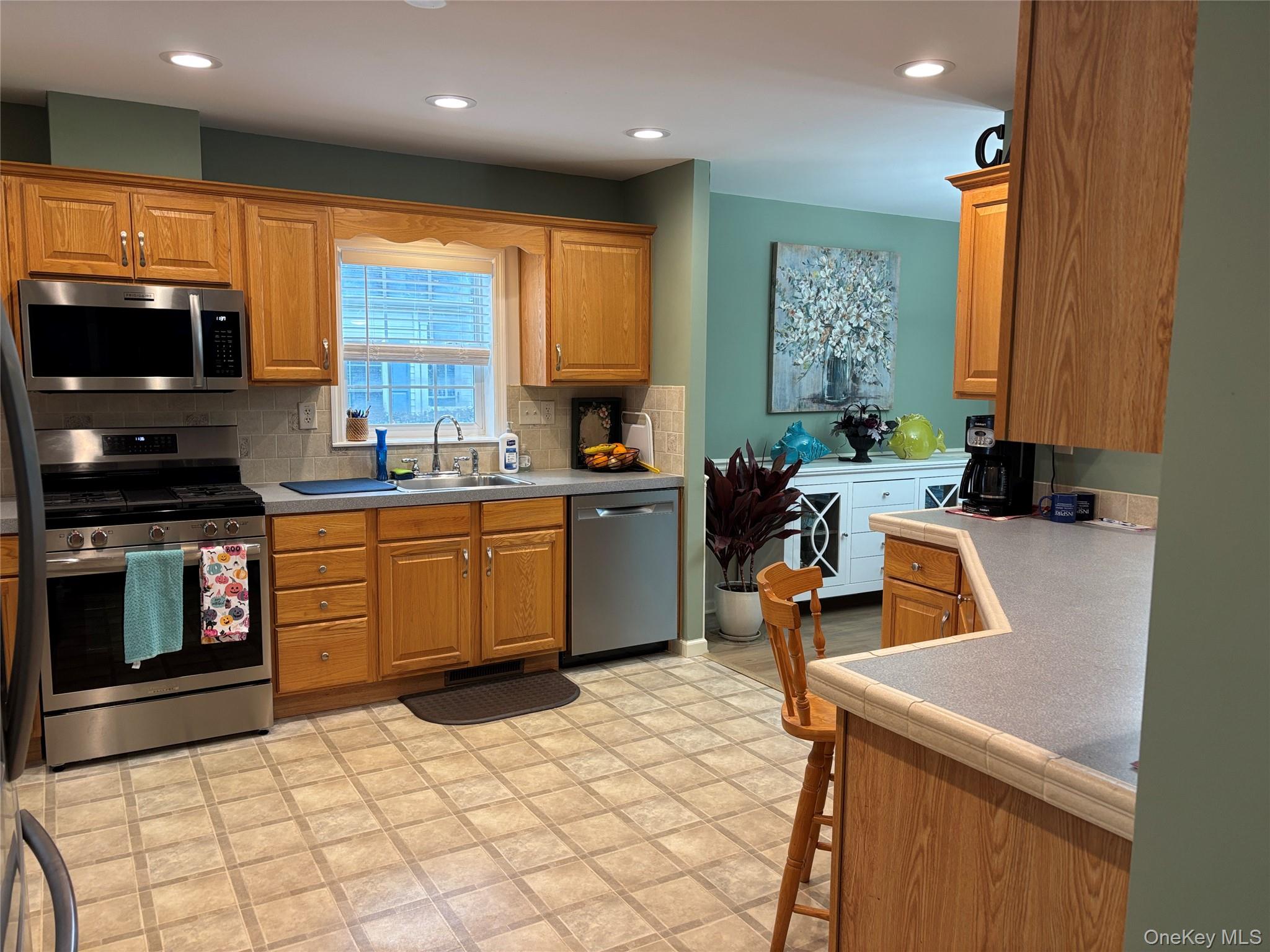 #18 photo, 1661 Old Country Road, サフォーク郡 Riverhead , NY 11901