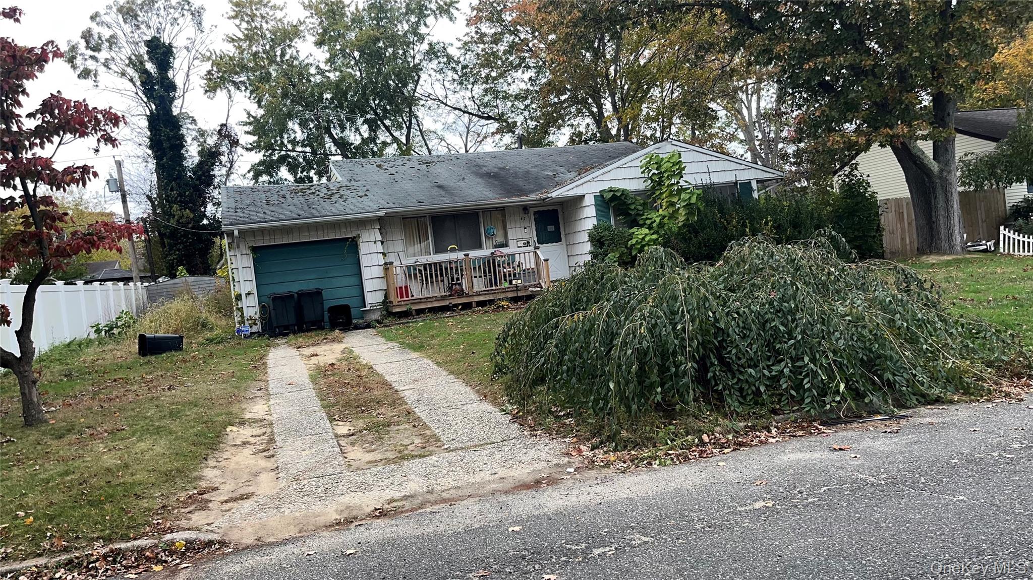 #2 photo, 47 Hunter Lane, サフォーク郡 Centereach , NY 11720