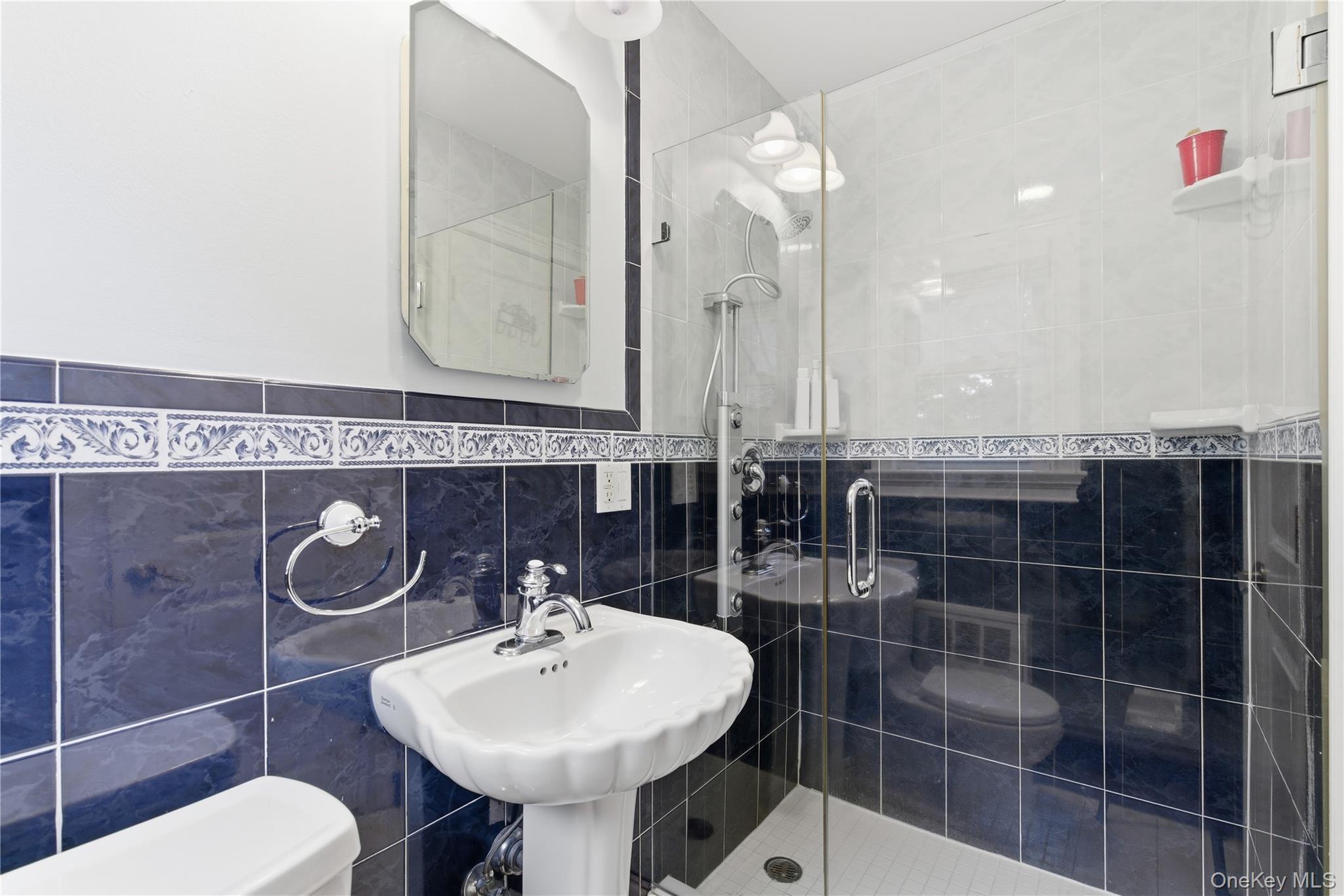 #18 photo, 12 Flo Drive, Syosset , NY 11791