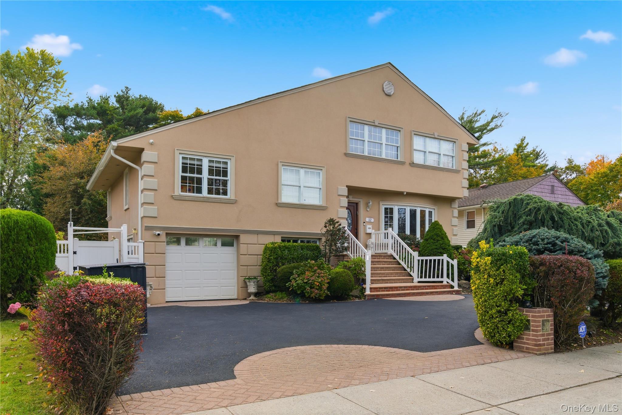 #2 photo, 12 Flo Drive, Syosset , NY 11791