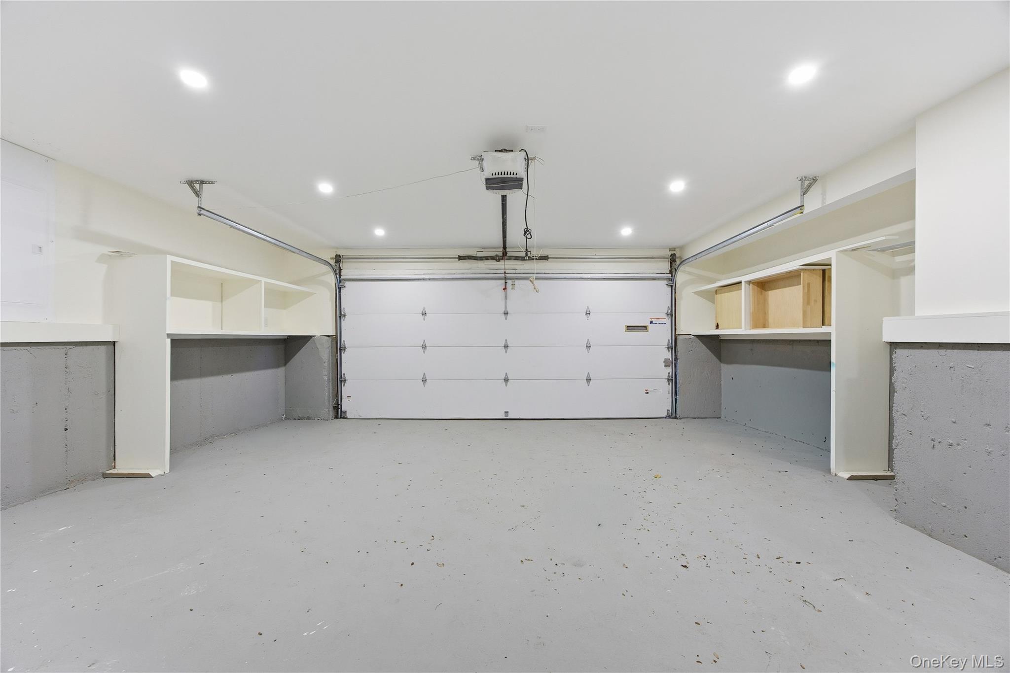 #14 photo, 5 Orient Court, ナッソー郡 Westbury , NY 11590