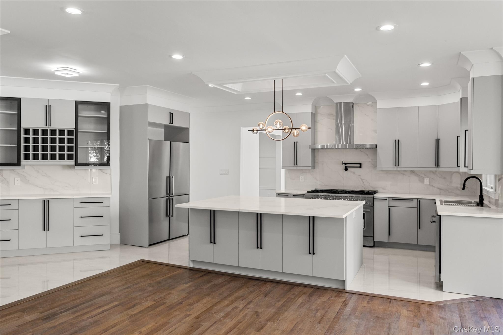 #10 photo, 21 Pine Edge Place, Dix Hills , NY 11746