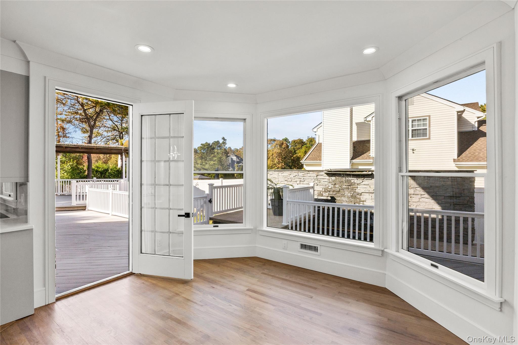 #12 photo, 21 Pine Edge Place, Dix Hills , NY 11746