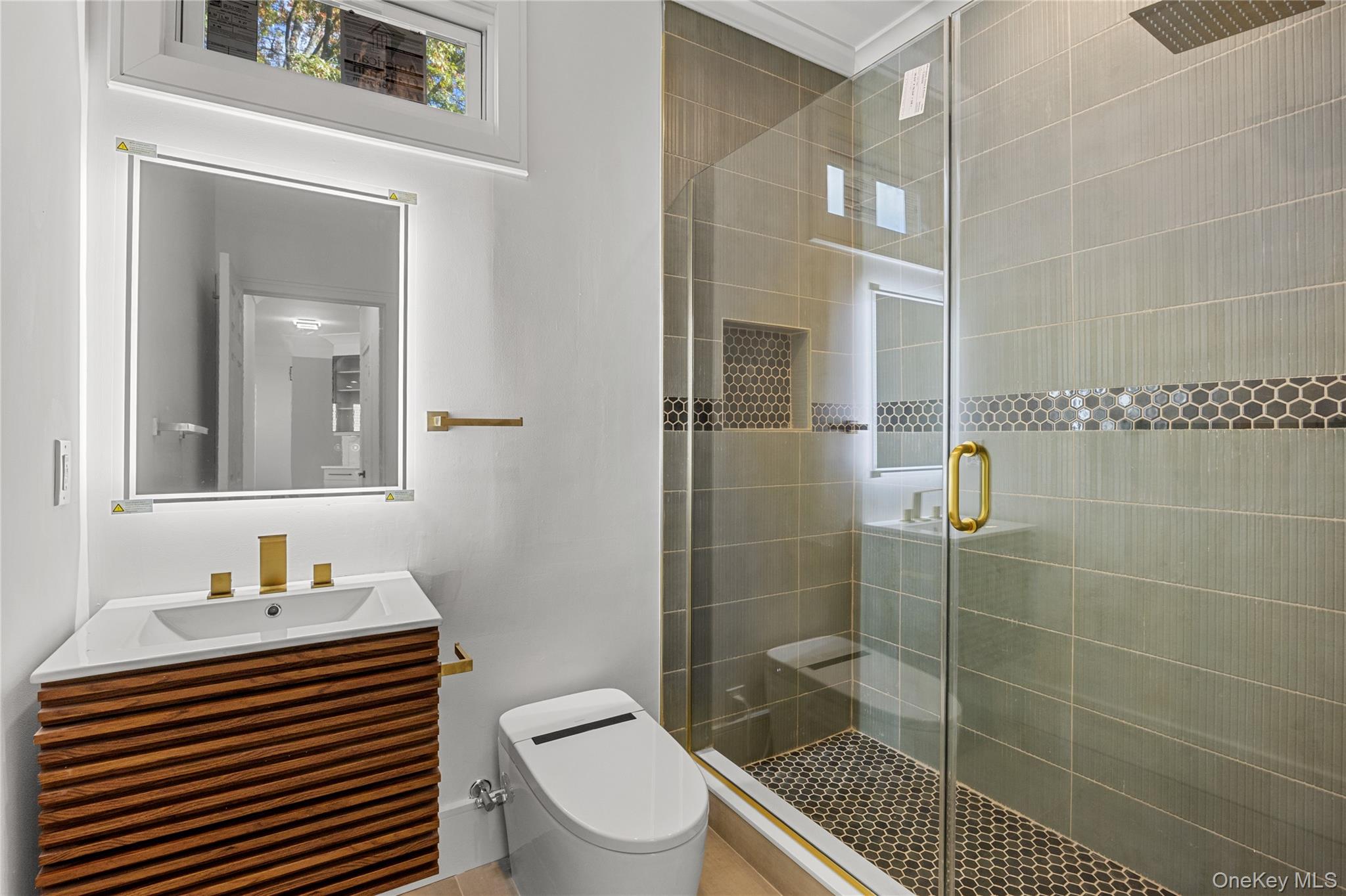 #15 photo, 21 Pine Edge Place, Dix Hills , NY 11746