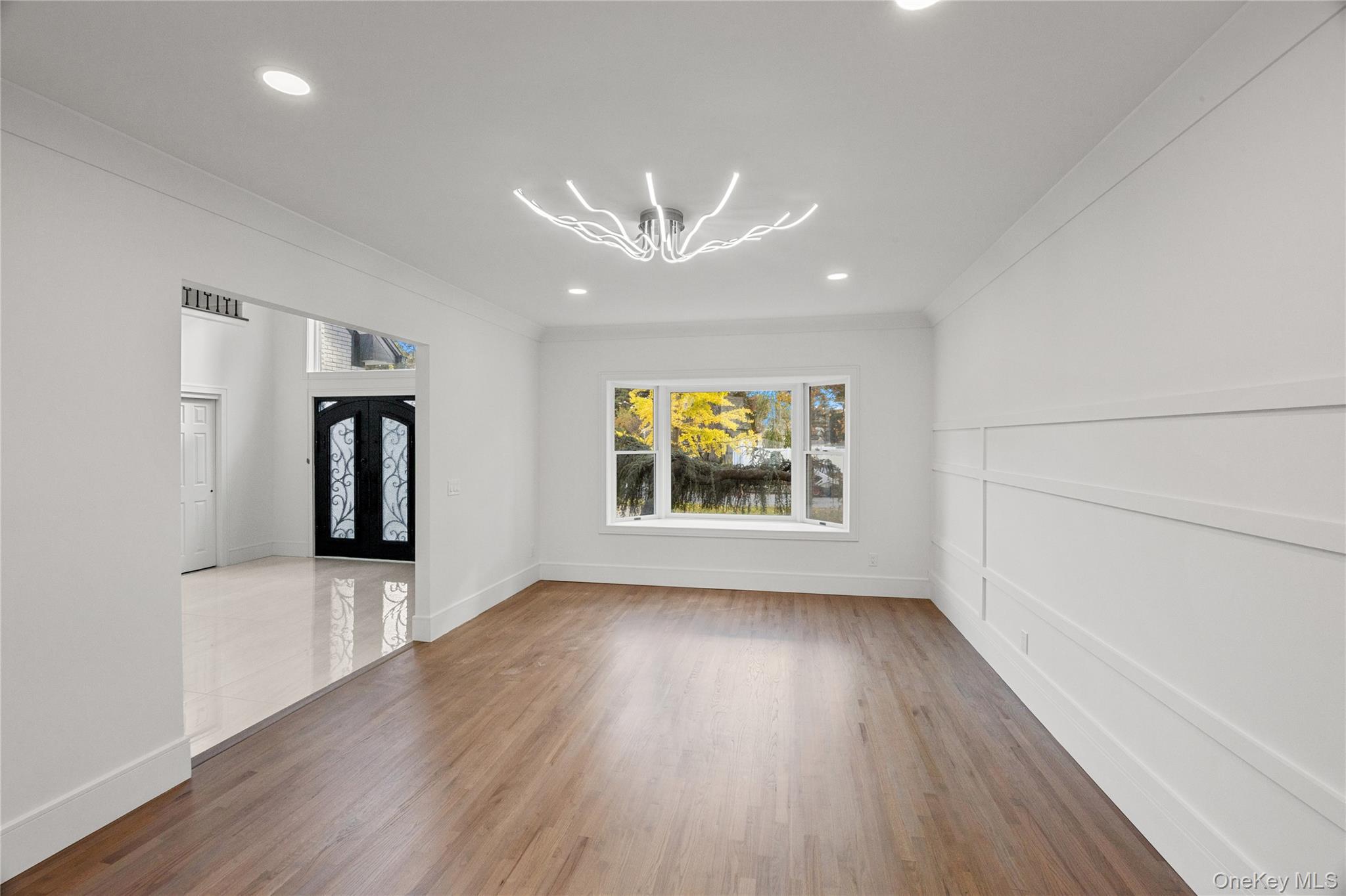 #6 photo, 21 Pine Edge Place, Dix Hills , NY 11746