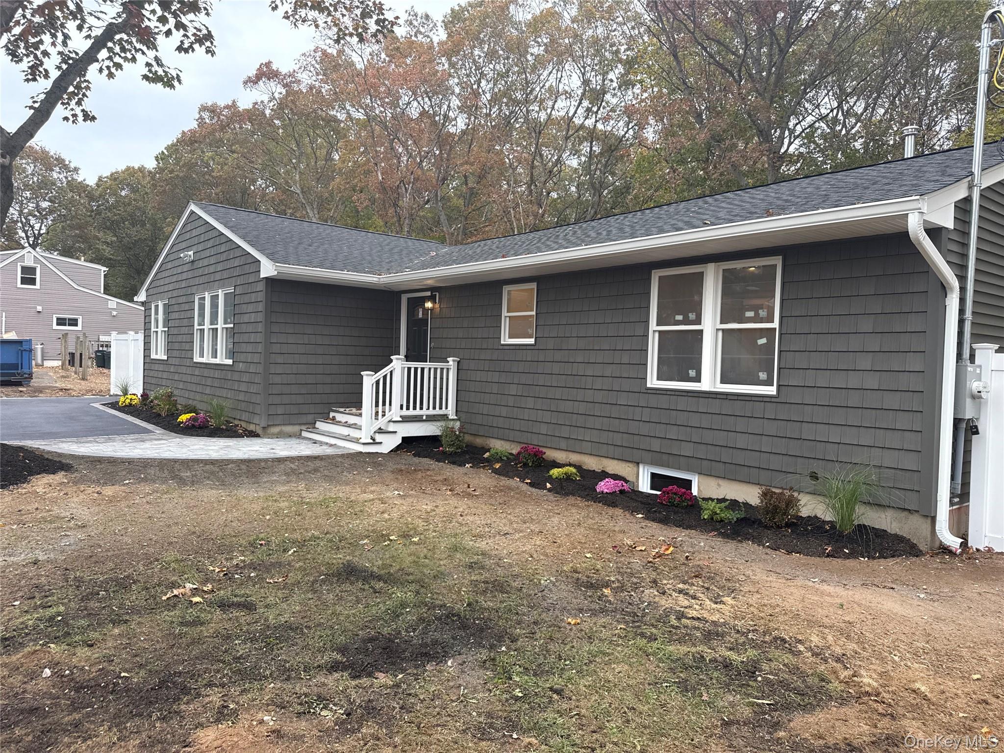 #4 photo, 225 Tyler Avenue, サフォーク郡 Miller Place , NY 11764