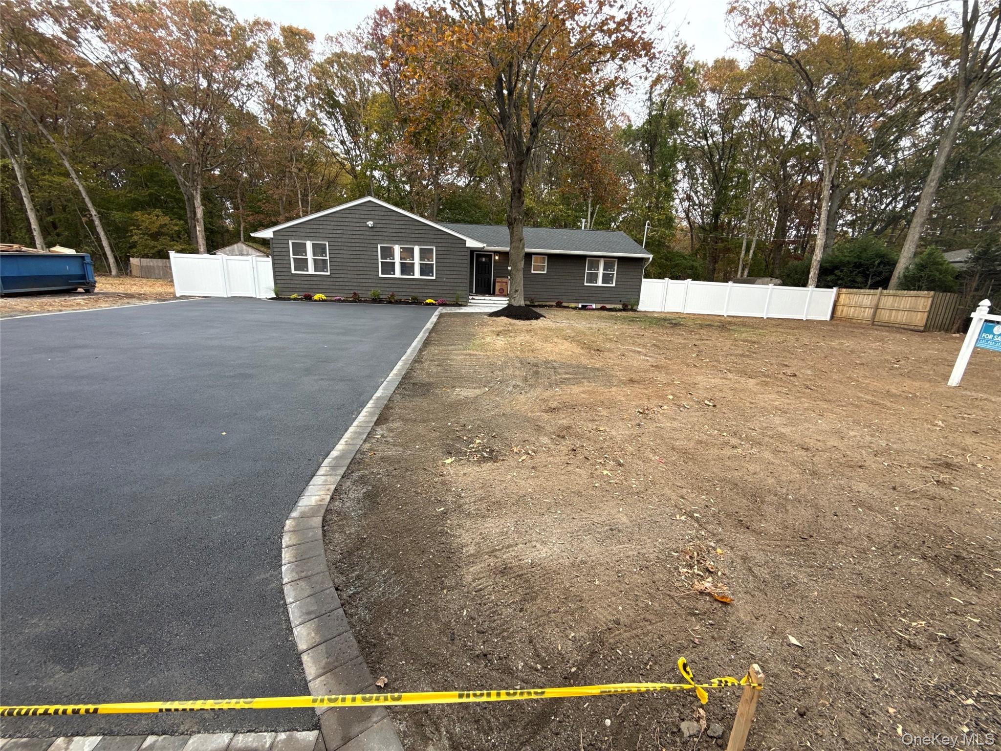 #5 photo, 225 Tyler Avenue, サフォーク郡 Miller Place , NY 11764