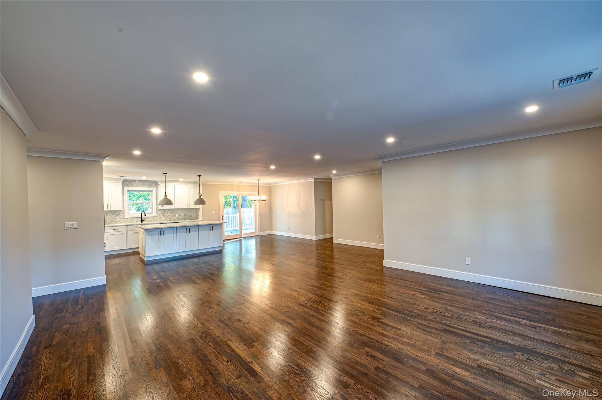 #6 photo, 225 Tyler Avenue, Miller Place , NY 11764