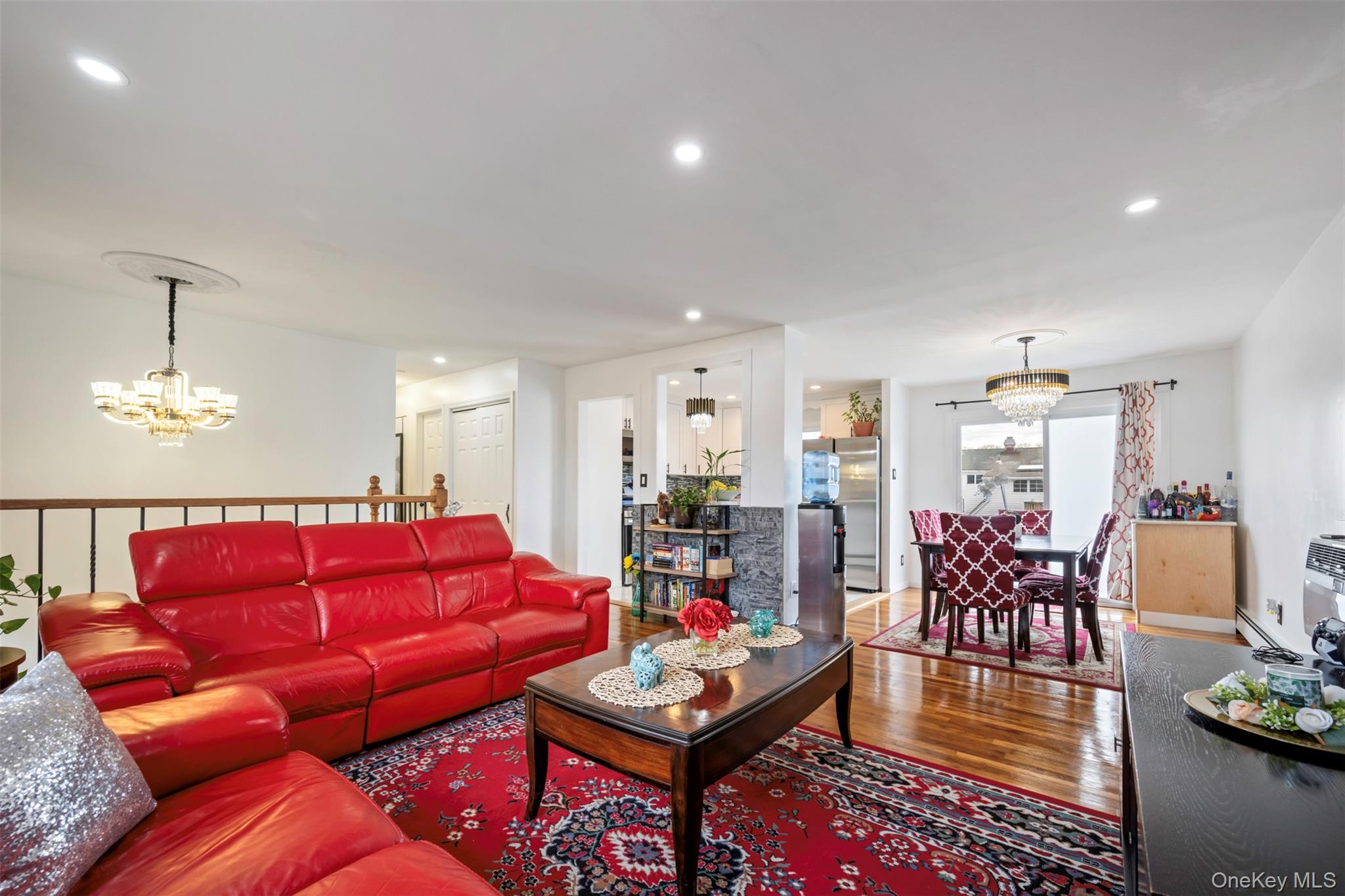 #5 photo, 3 Ozone Place, ナッソー郡 Massapequa , NY 11758