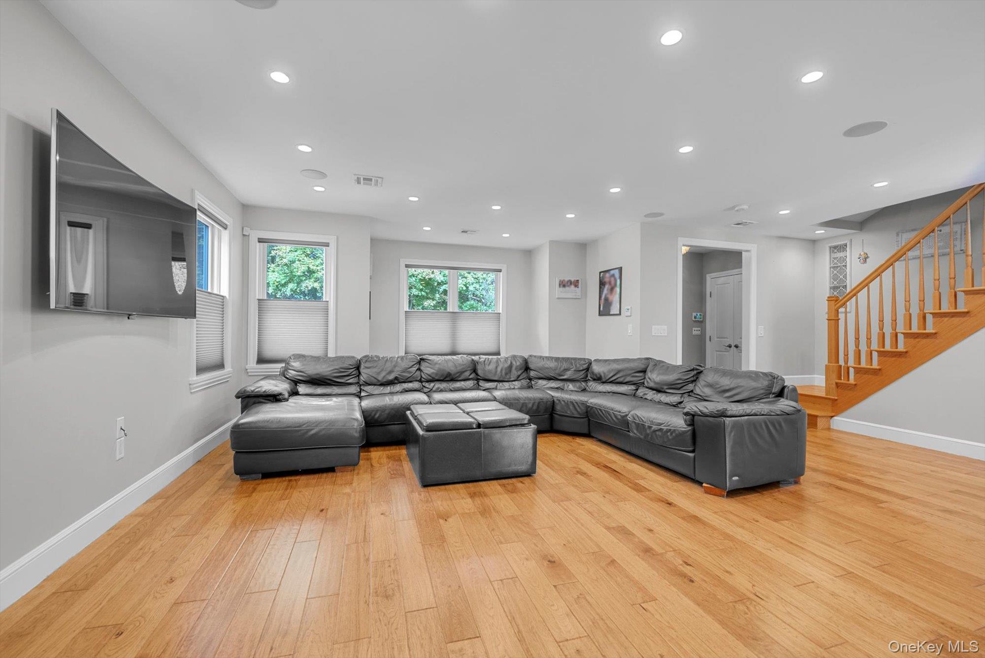 #3 photo, 57 Red Ground Road, ナッソー郡 East Hills , NY 11577