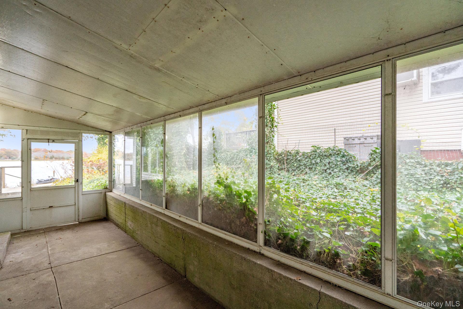 #20 photo, 113 Overlook Drive, サフォーク郡 Mastic , NY 11950