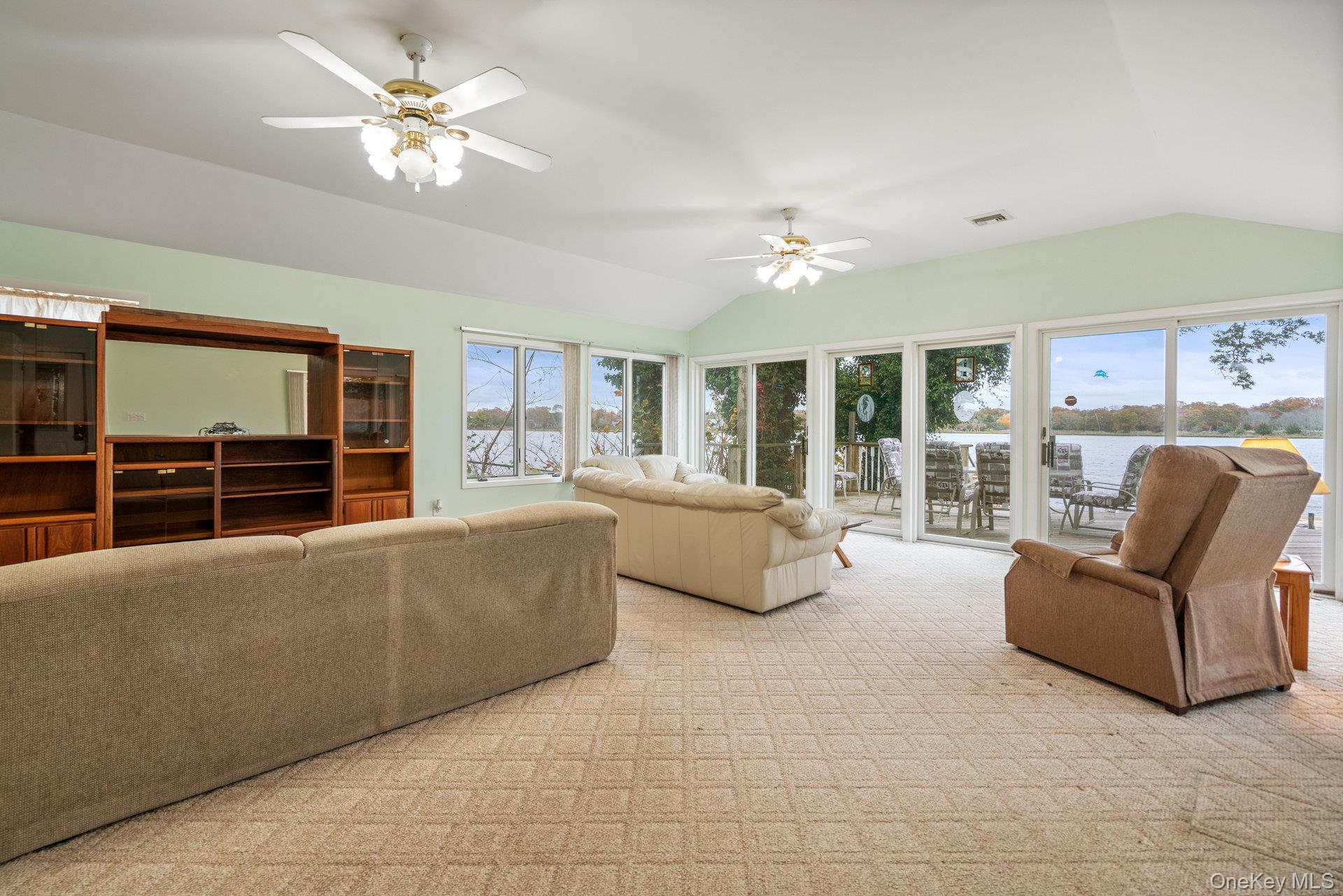 #5 photo, 113 Overlook Drive, サフォーク郡 Mastic , NY 11950