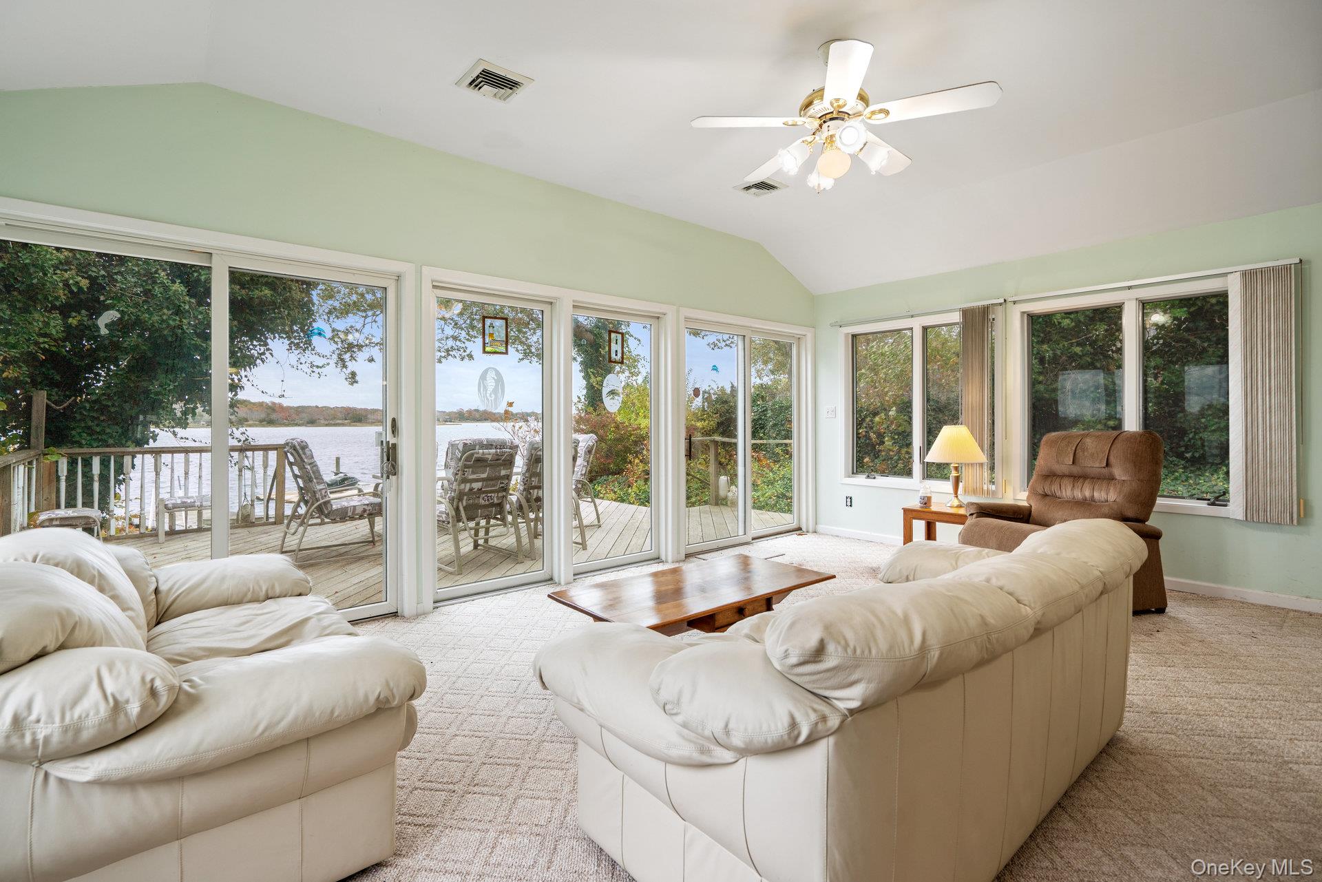 #8 photo, 113 Overlook Drive, サフォーク郡 Mastic , NY 11950