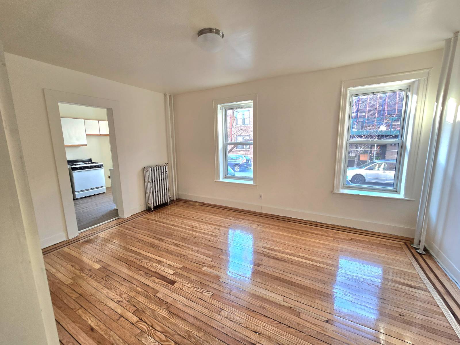 #3 photo, 40-21 67th st, クイーンズ区 Woodside , NY 11377