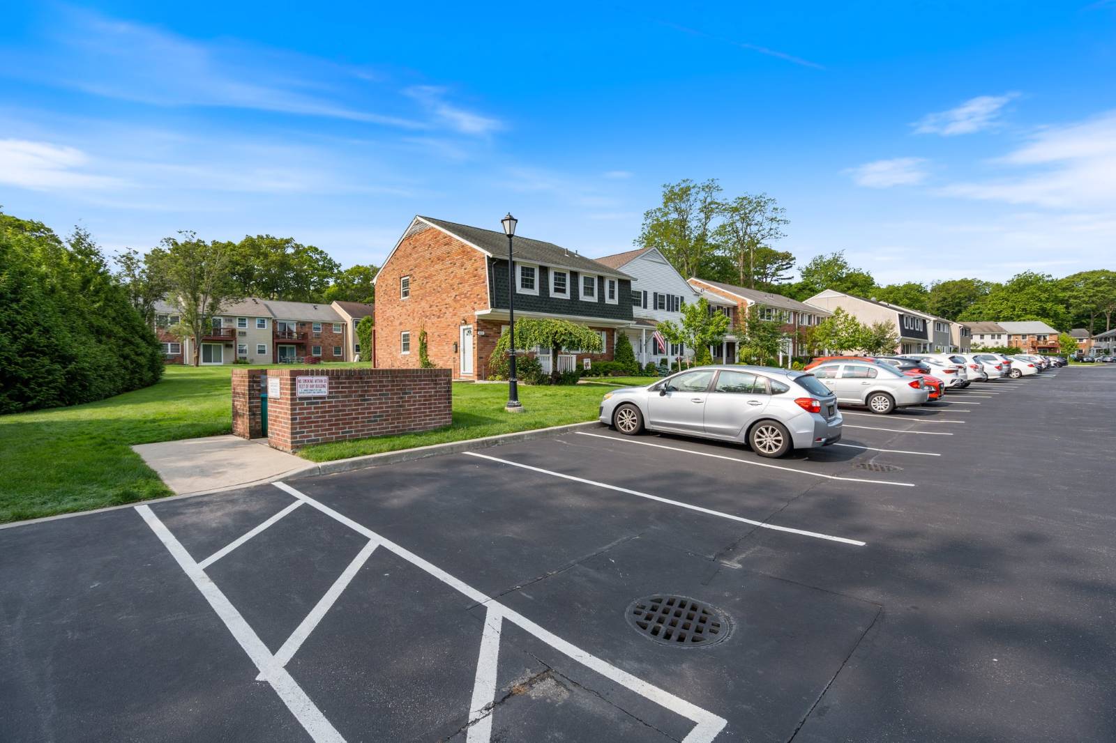 #3 photo, 459 Village Dr, サフォーク郡 Hauppauge , NY 11788