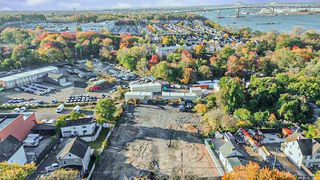 #7 photo, 62-72 Androvette St, スタテンアイランド Staten Island , NY 10309