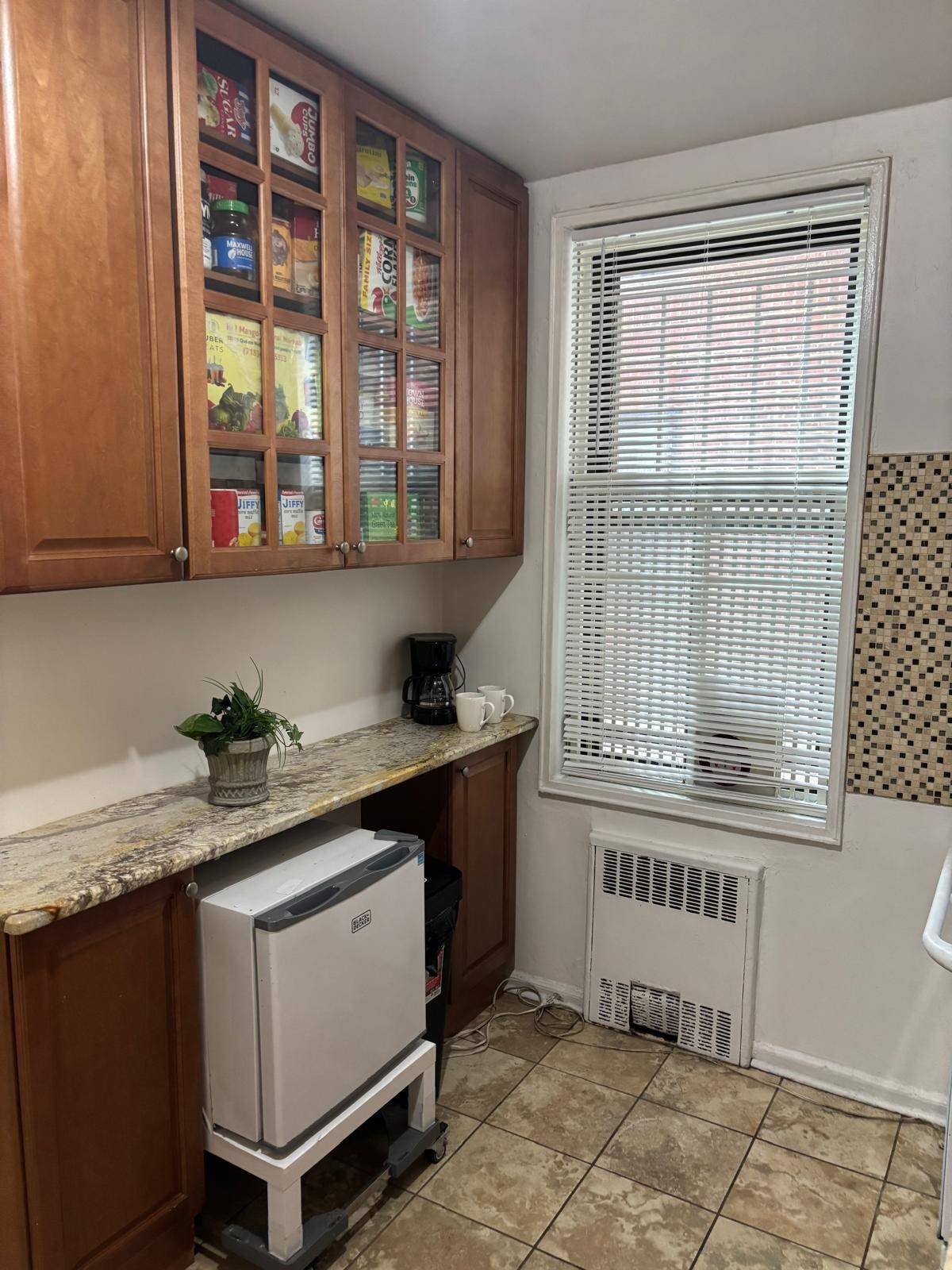 #10 photo, 84-31 Van Wyck Expressway, #1M, クイーンズ区 Briarwood , NY 11435