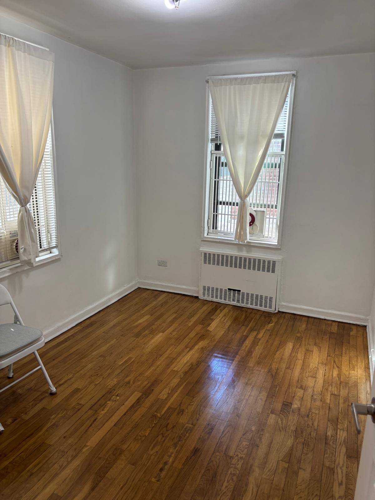 #6 photo, 84-31 Van Wyck Expressway, #1M, クイーンズ区 Briarwood , NY 11435