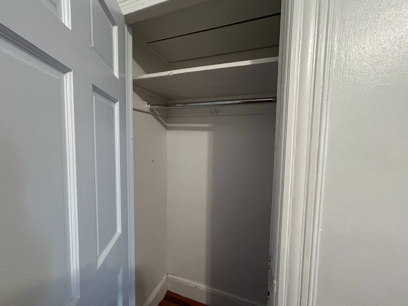 #5 photo, 1826 Unionport road, ブロンクス区 Van Nest , NY 10462