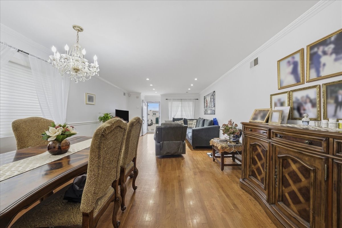 #20 photo, 50 Bergen Beach Pl, Bergen Beach , NY 11234