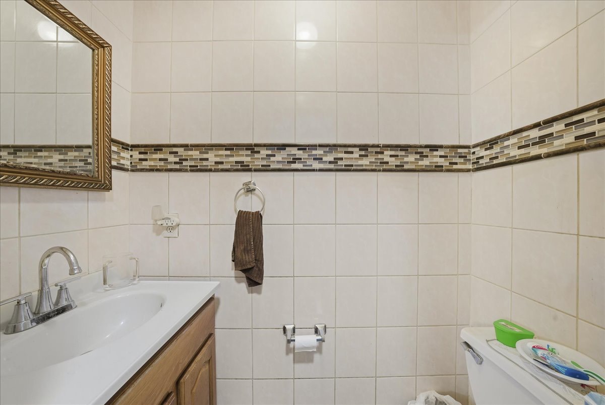 #26 photo, 50 Bergen Beach Pl, Bergen Beach , NY 11234