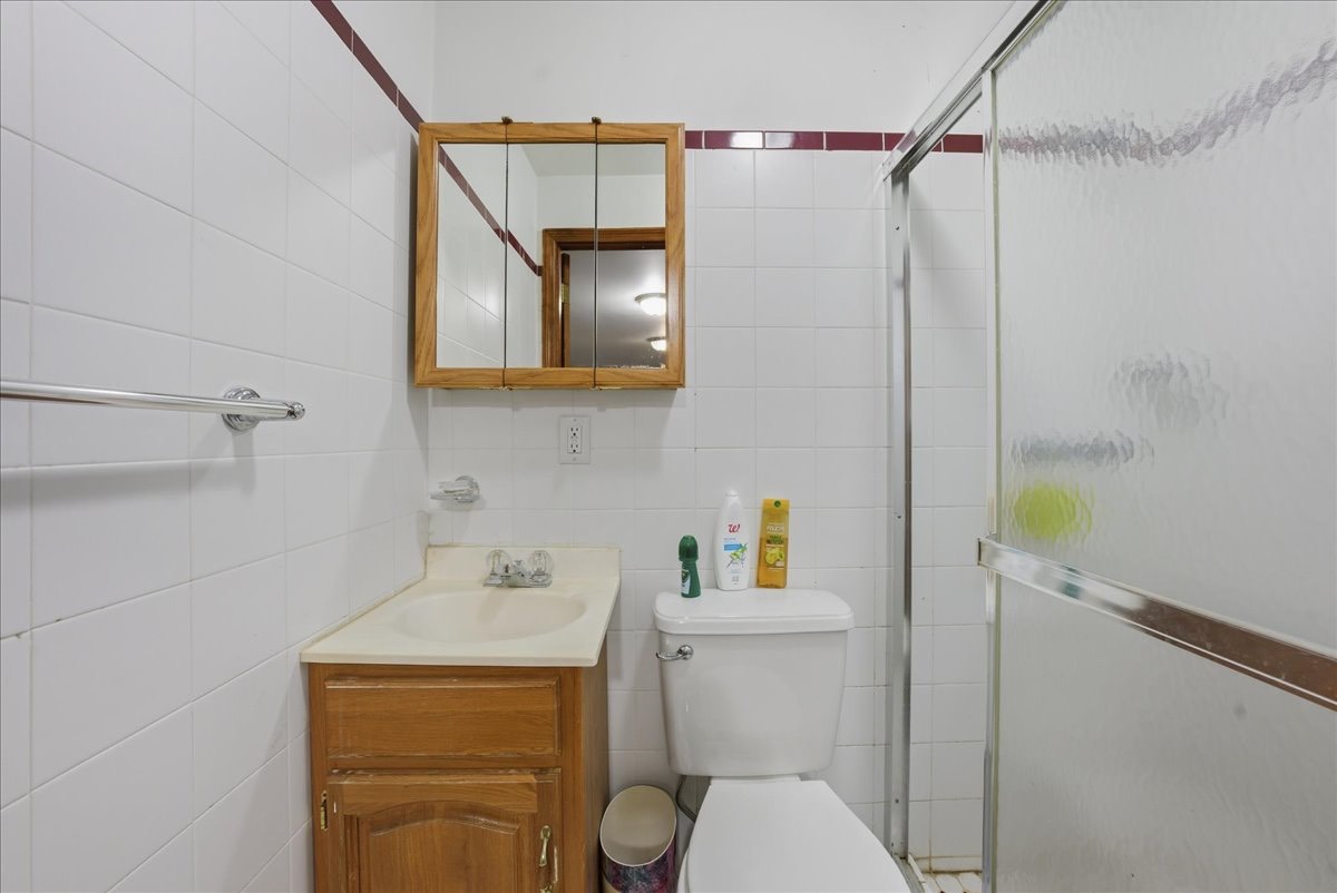 #39 photo, 50 Bergen Beach Pl, Bergen Beach , NY 11234