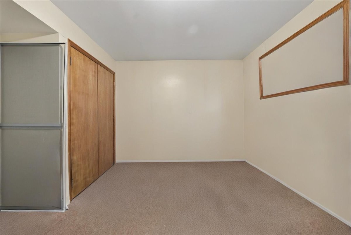 #52 photo, 50 Bergen Beach Pl, Bergen Beach , NY 11234