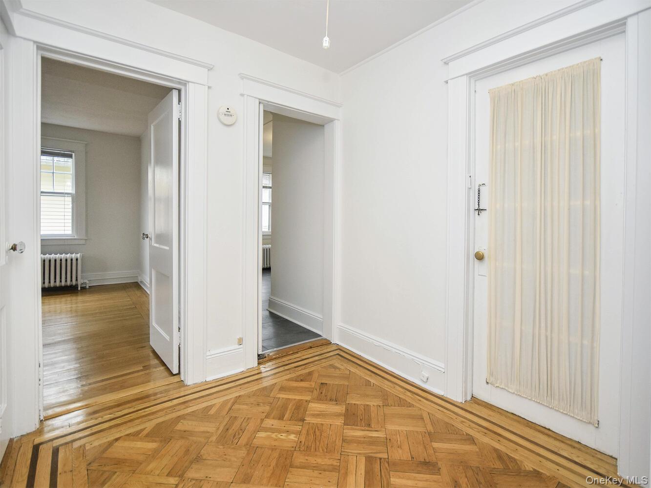 #3 photo, 60 Park Avenue, ナッソー郡 Port Washington , NY 11050