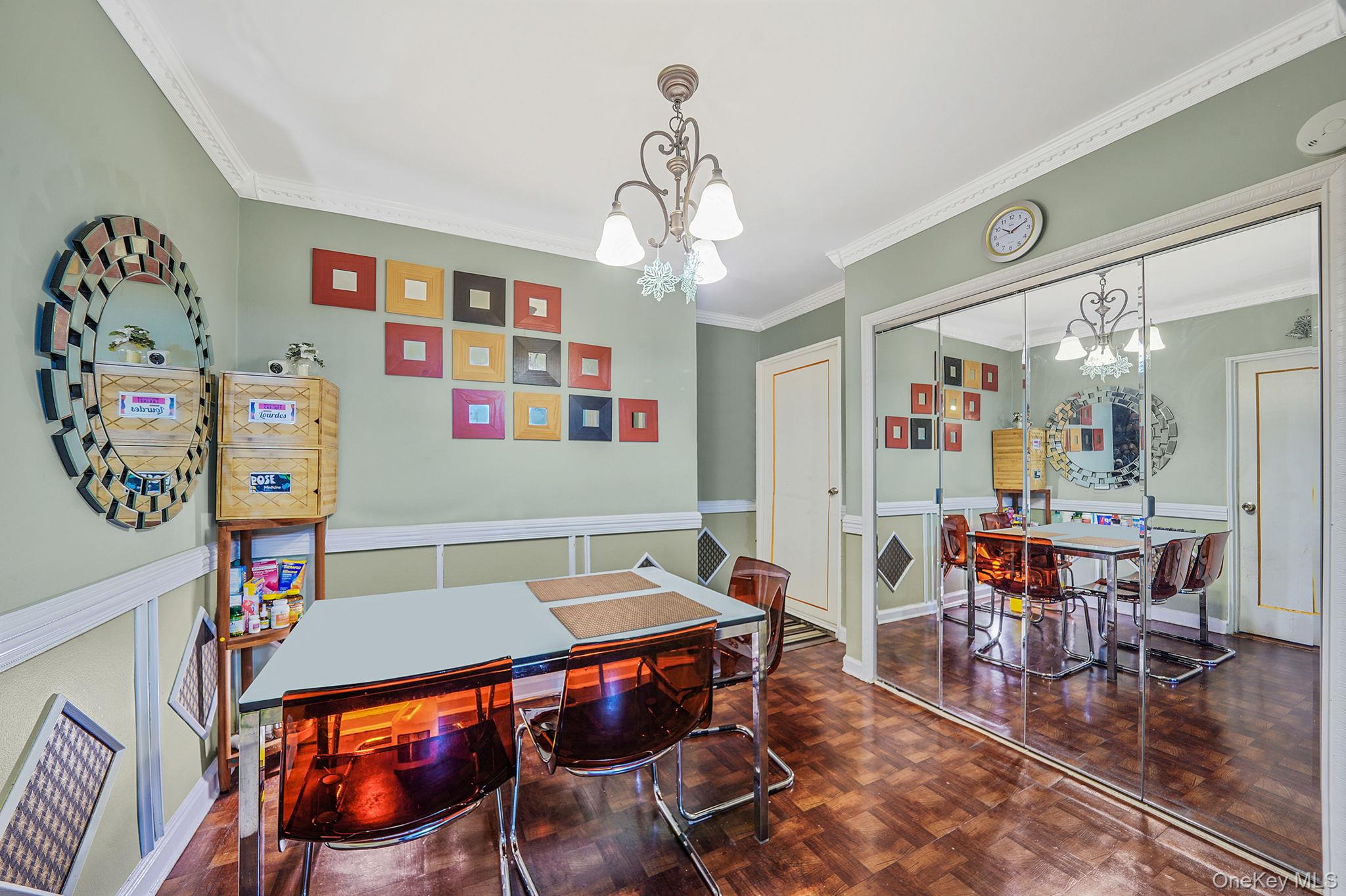 #5 photo, 39-45 51st Street, クイーンズ区 Woodside , NY 11377