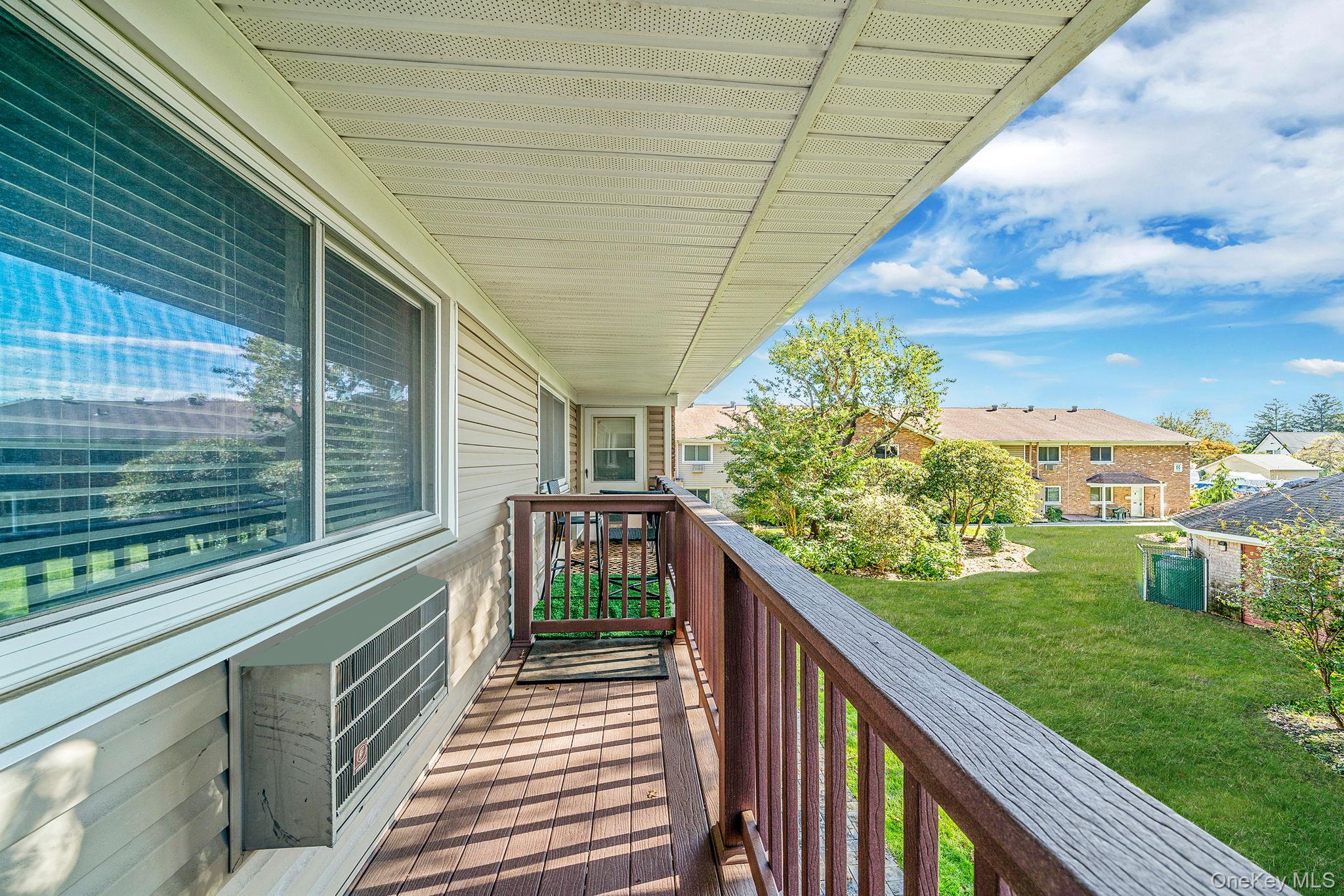 #13 photo, 40 W 4th Street, サフォーク郡 Patchogue , NY 11772